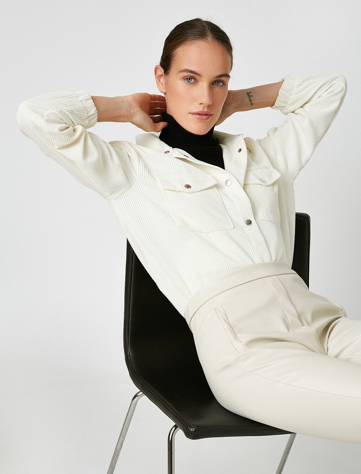   Oversize Düğme Detaylı Cepli Gömlek