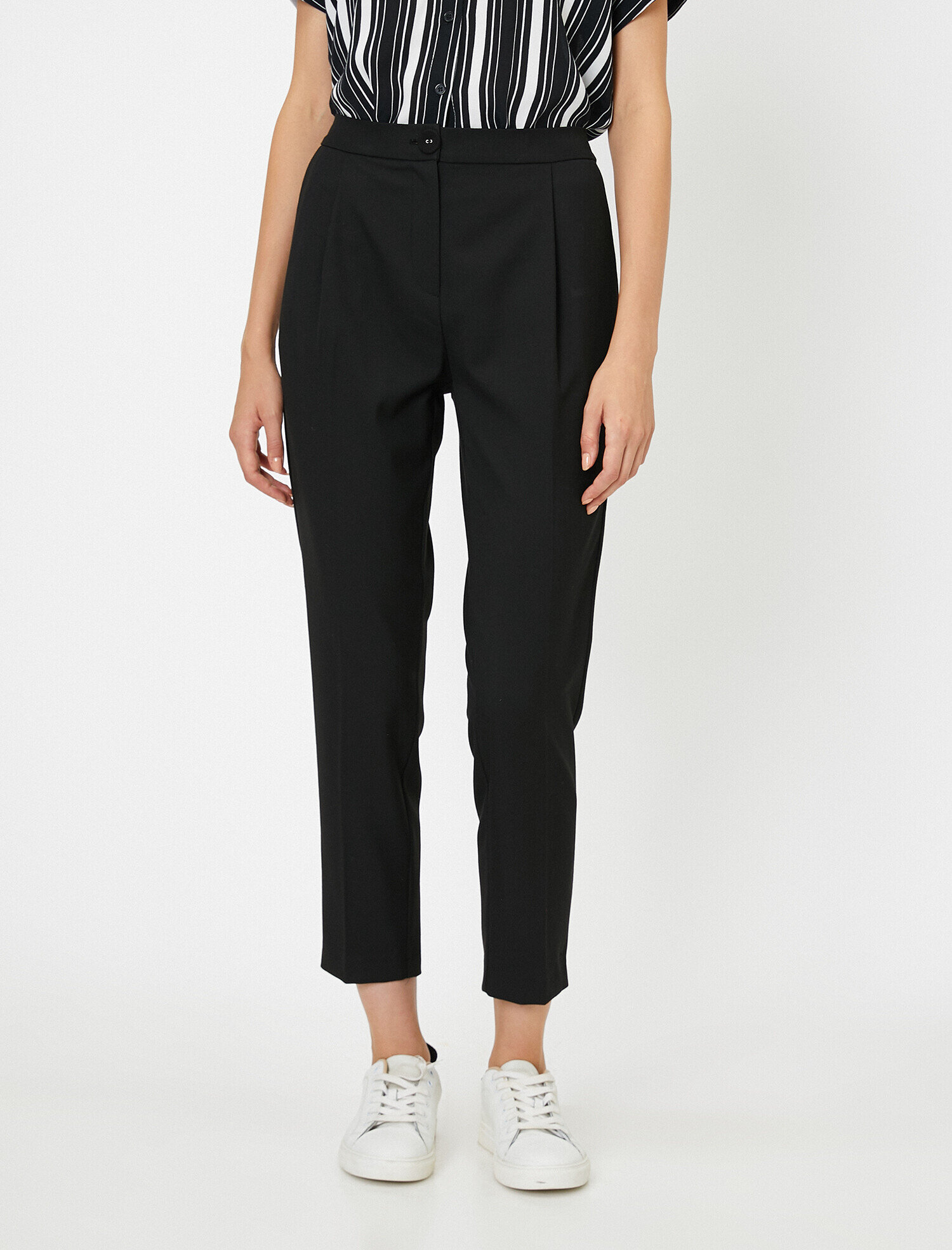   Cep Detaylı Pantolon