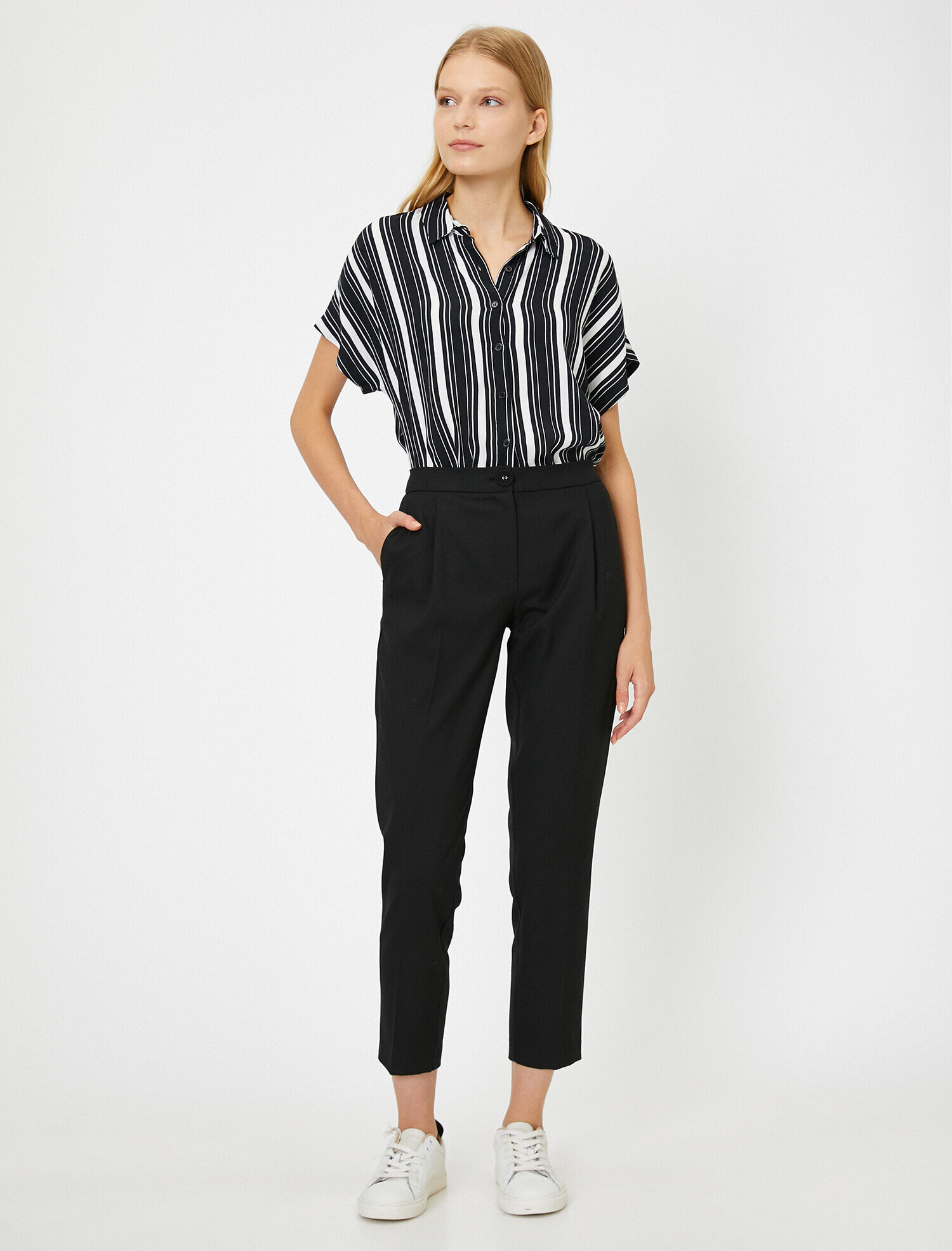   Cep Detaylı Pantolon