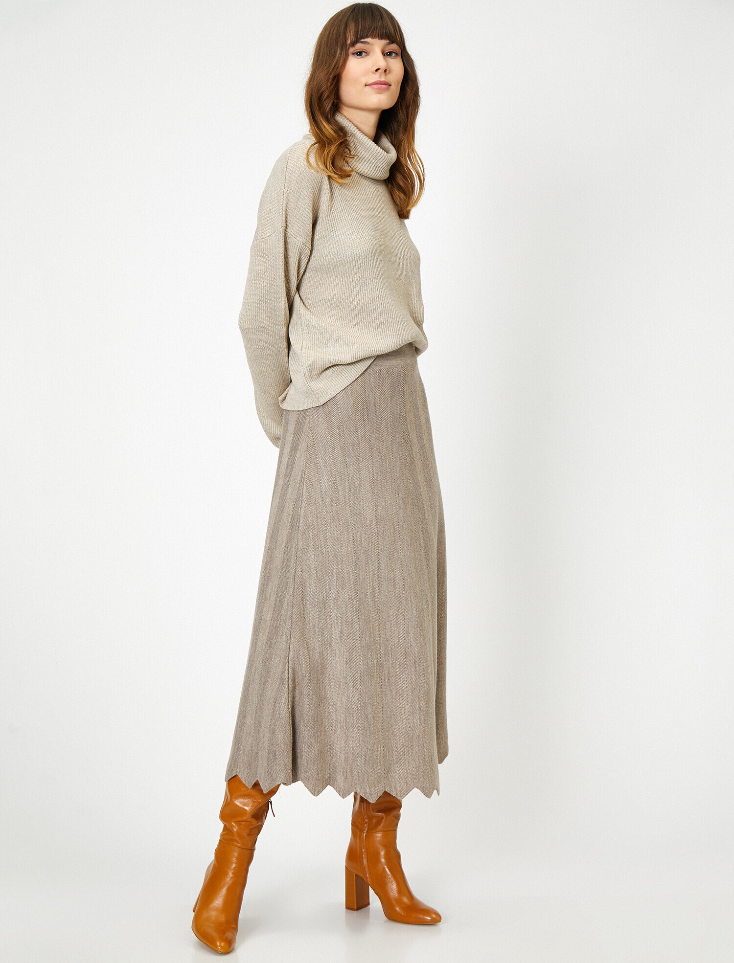   Düğme Detaylı Tişört