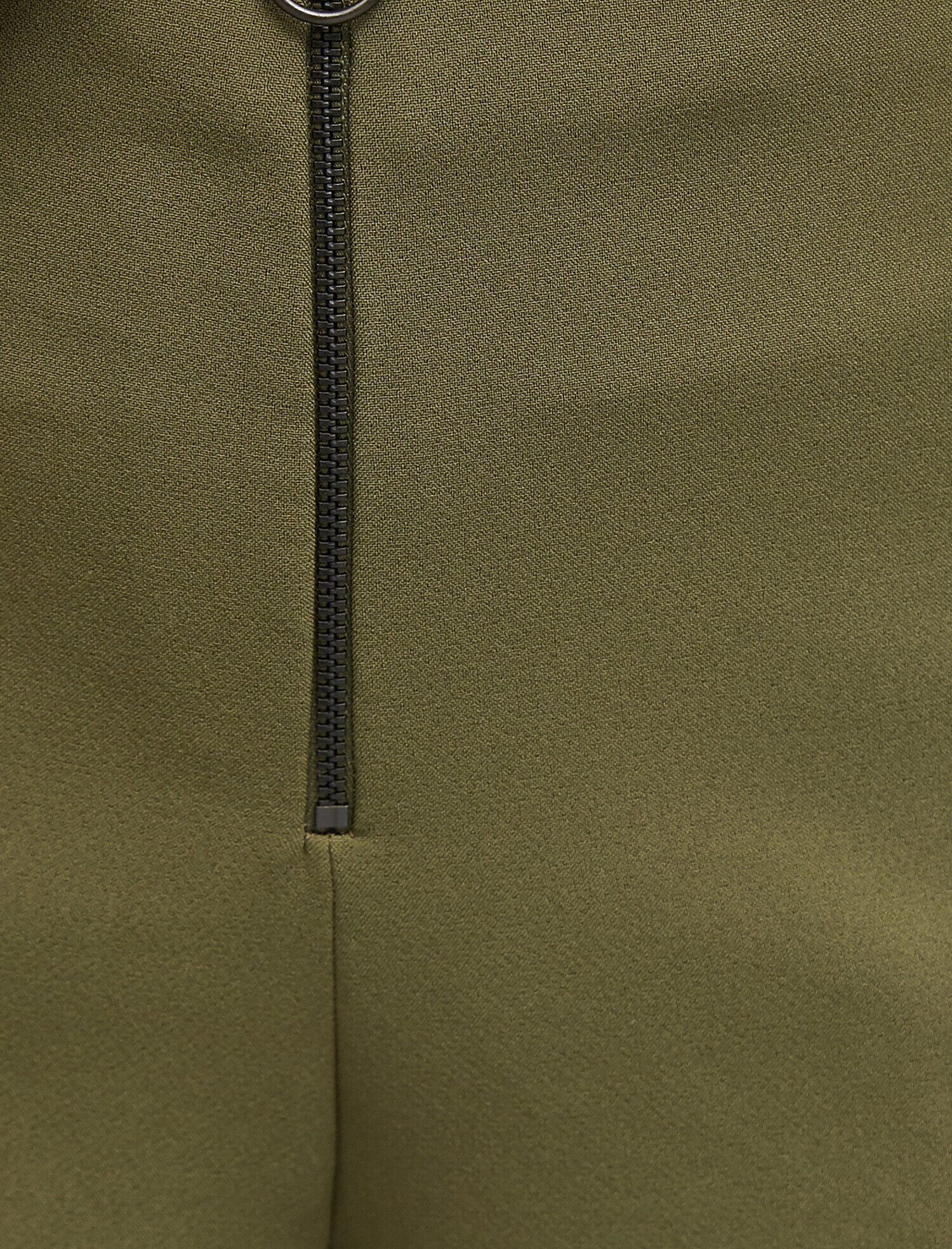   Fermuar Detaylı Pantolon