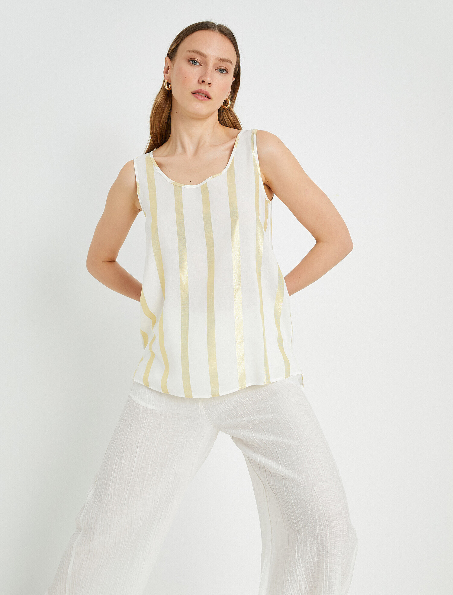   Parlak Çizgili Atlet