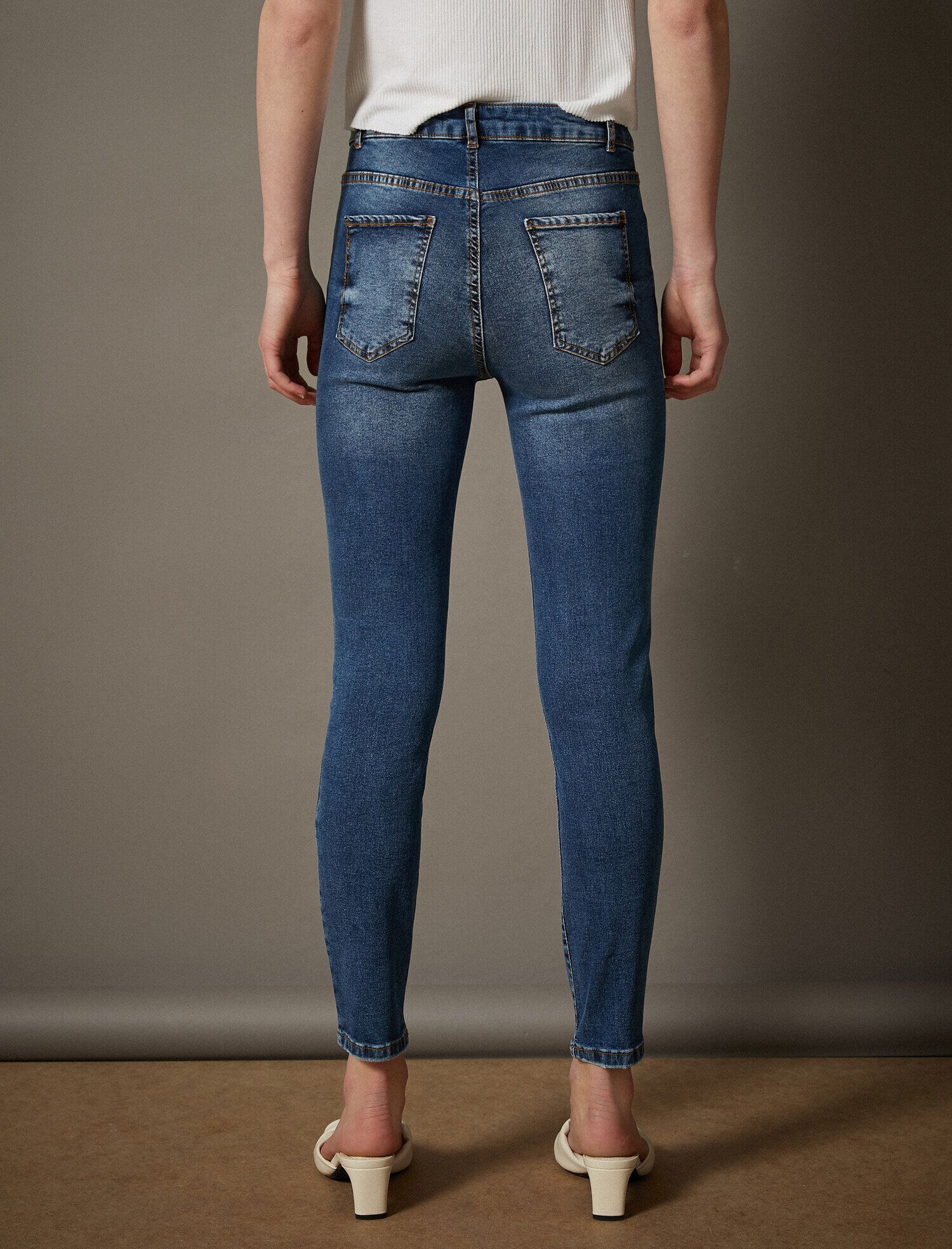   Carmen Jean - Yüksek Bel Dar Kesim Dar Paça Pantolon