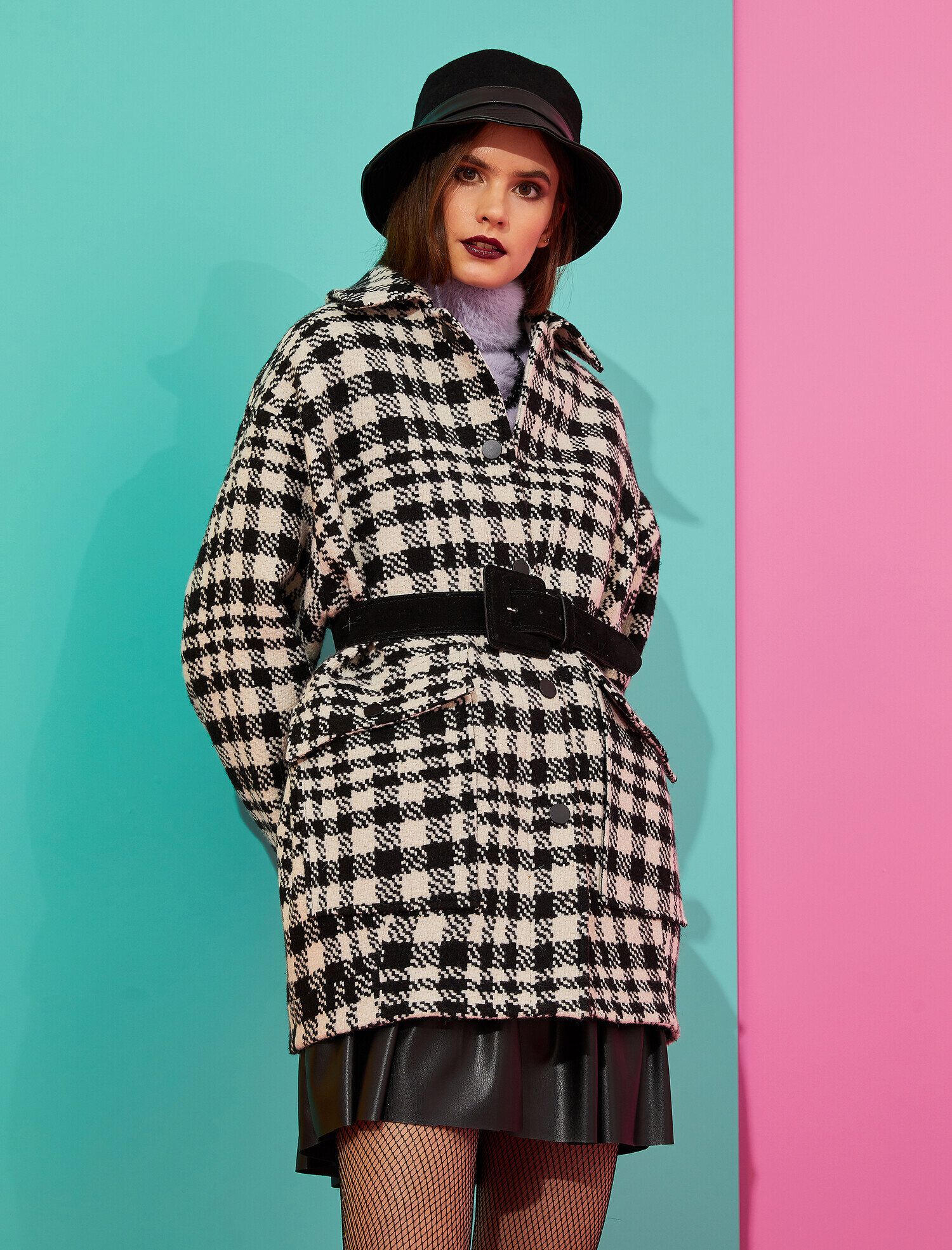   Düğmeli Cepli Kaşe Kaban