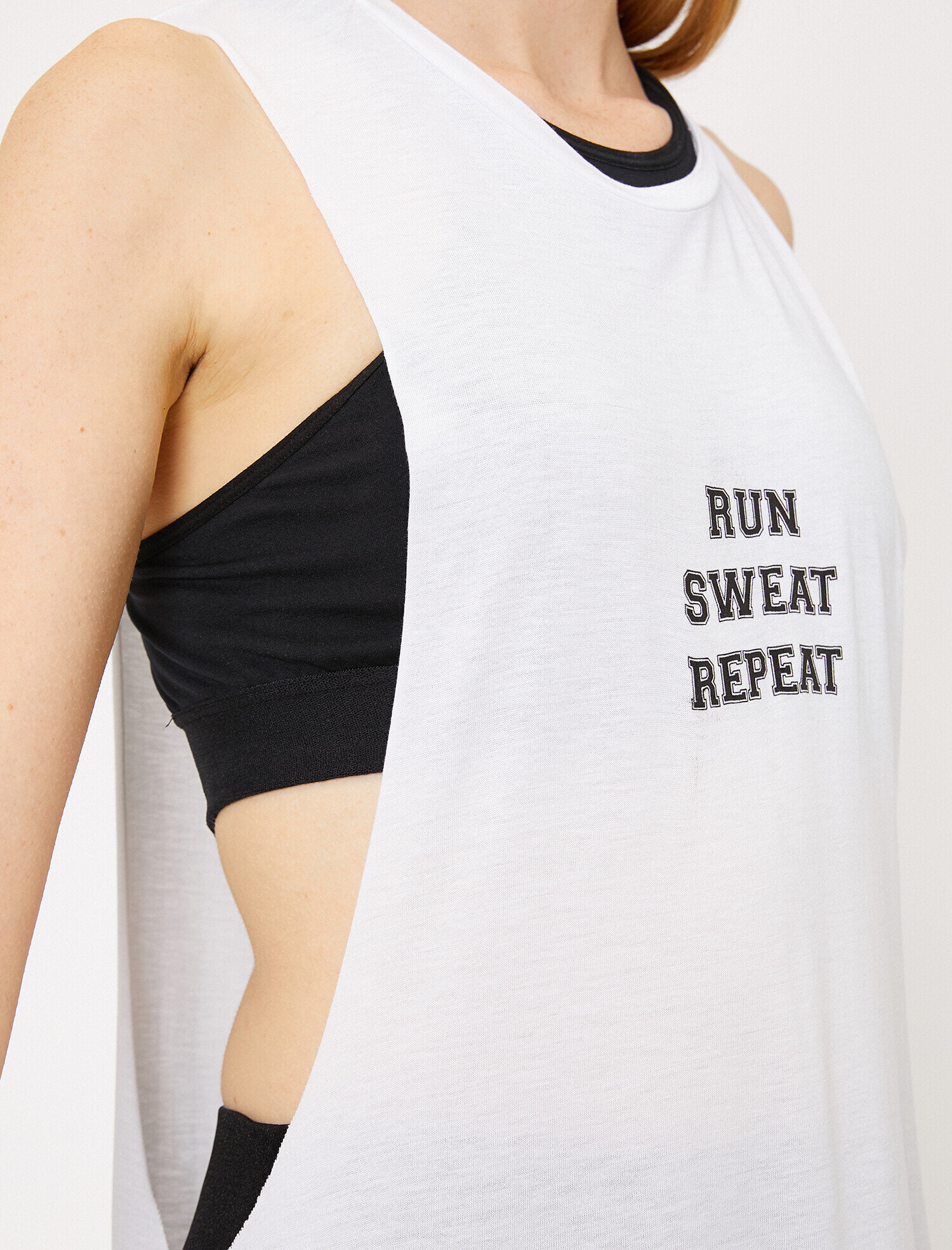   Yazılı Baskılı Atlet