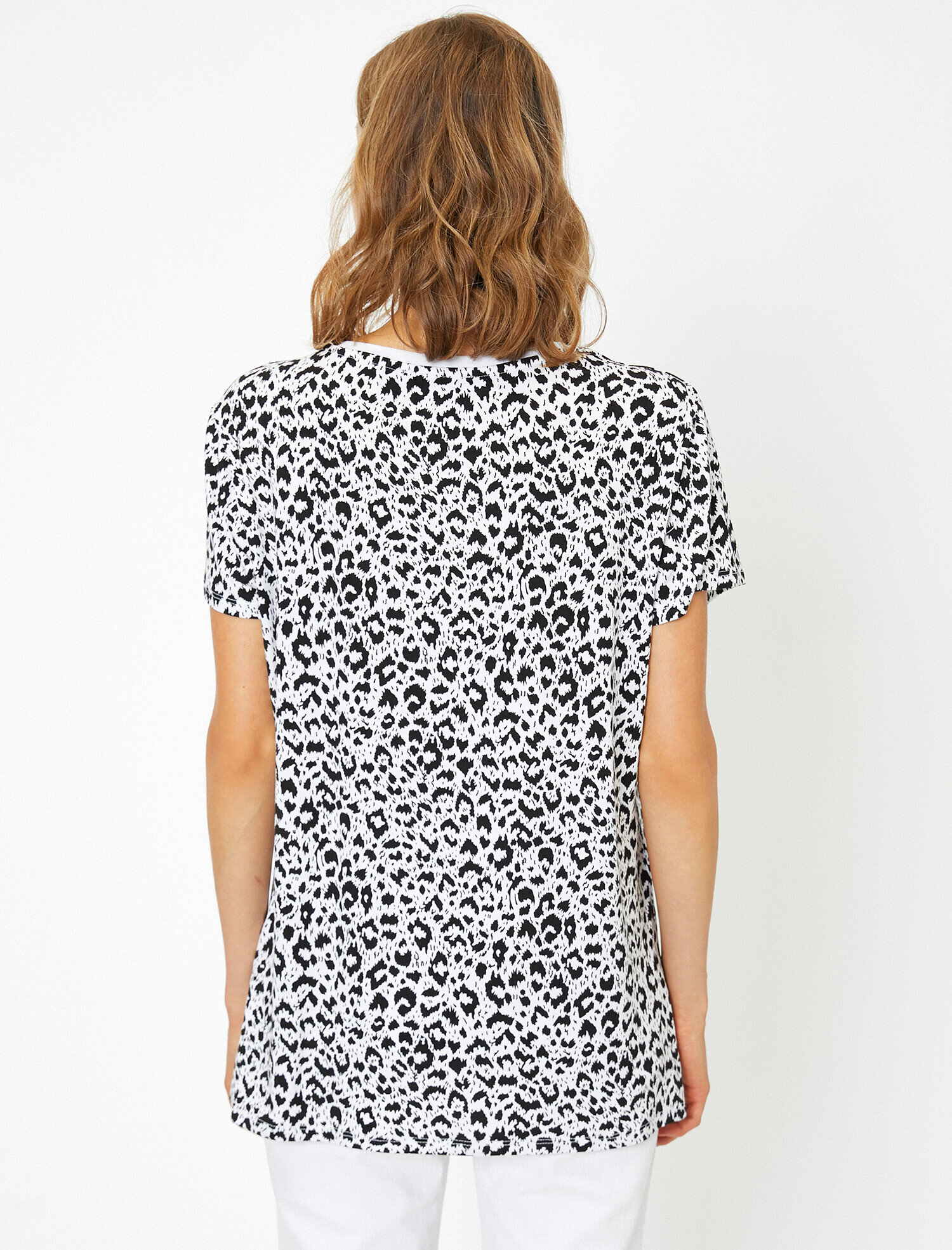   Leopar Desenli Tişört