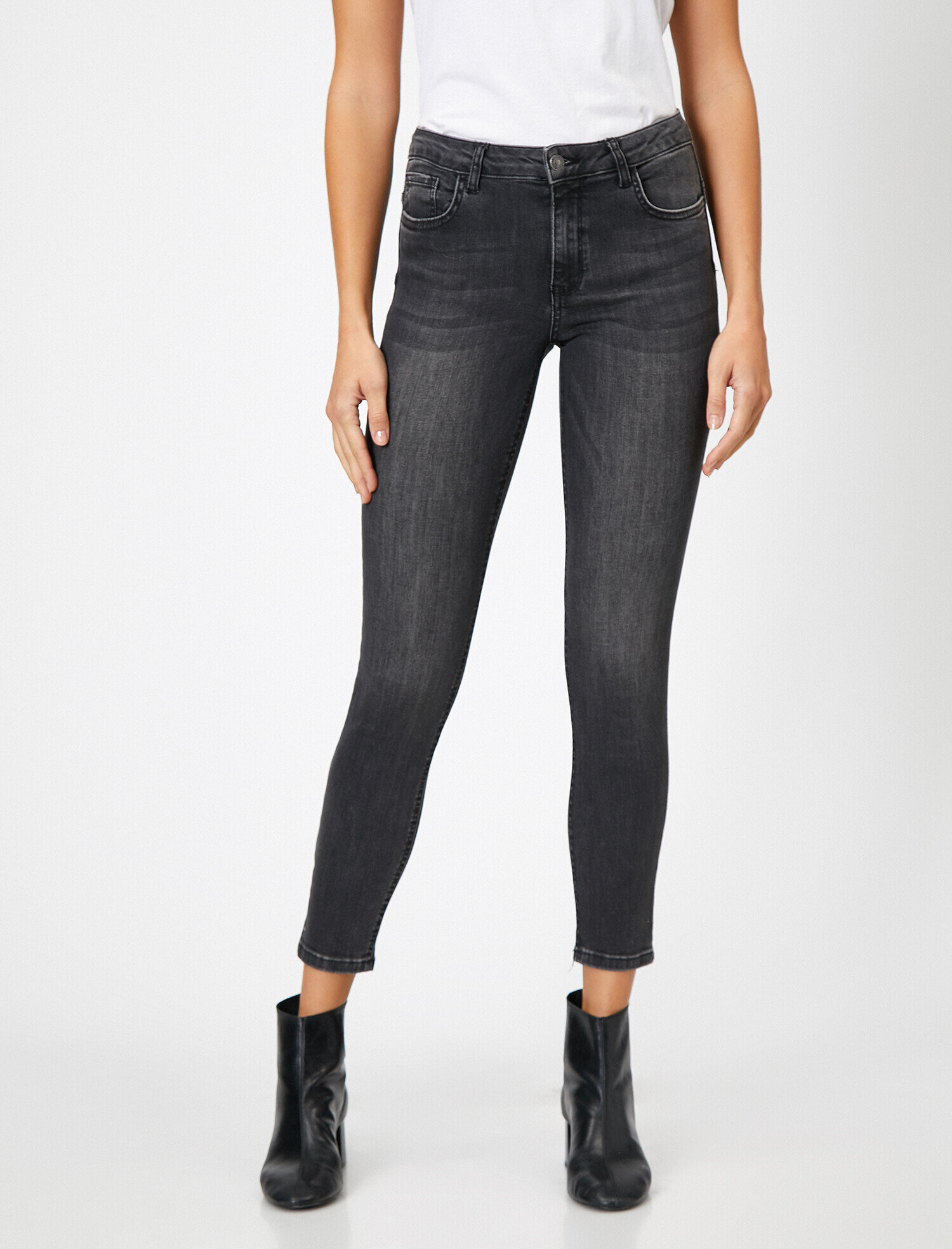 Carmen Jean - Yüksek Bel Dar Kesim Dar Paça Pantolon