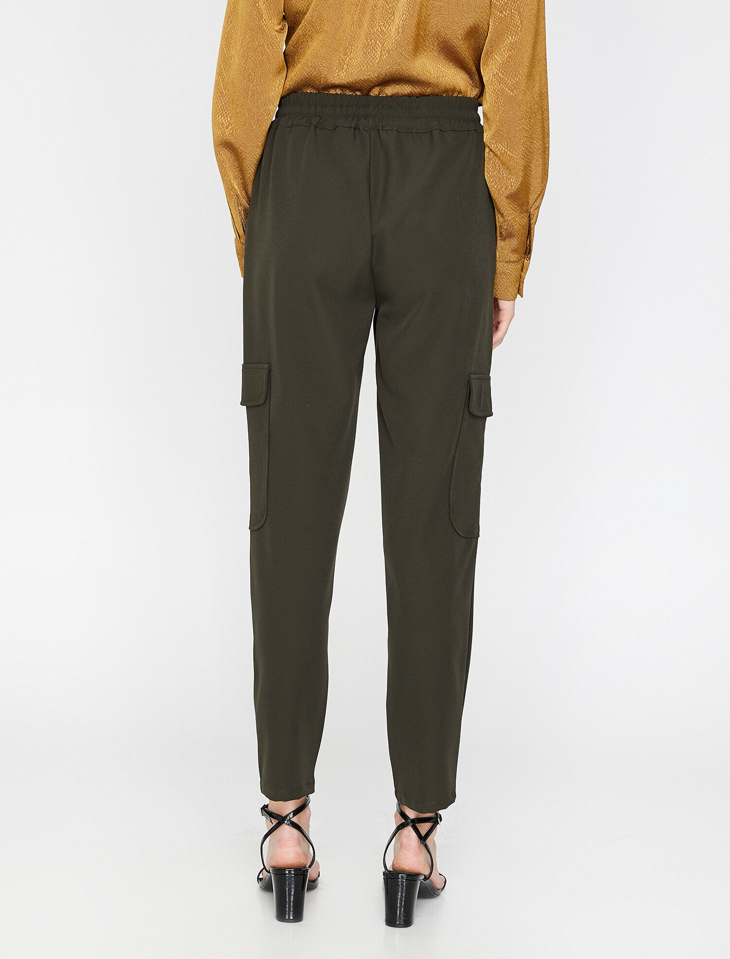   Beli Bağlamalı Pantolon