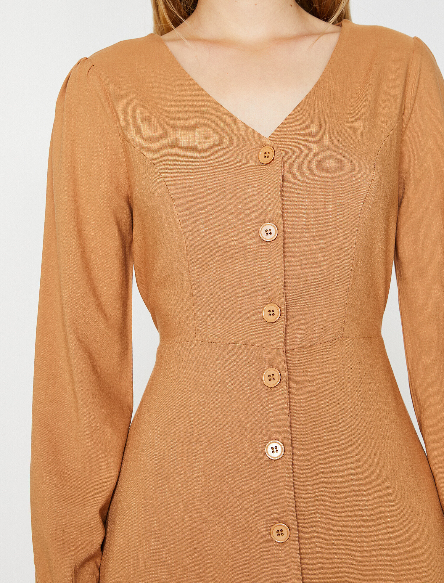 Düğme Detaylı Elbise