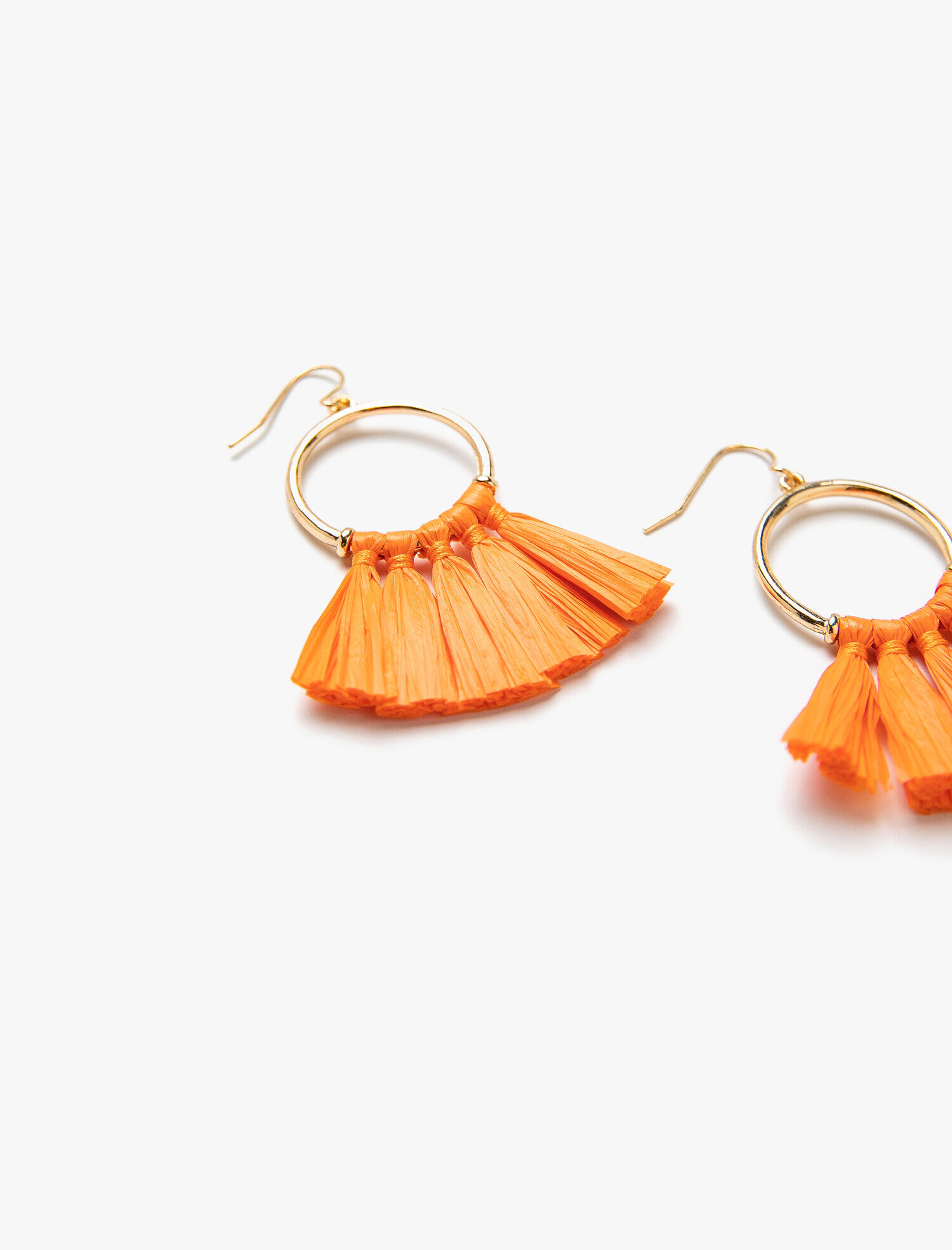  Kadın Püsküllü Sallantılı Küpe