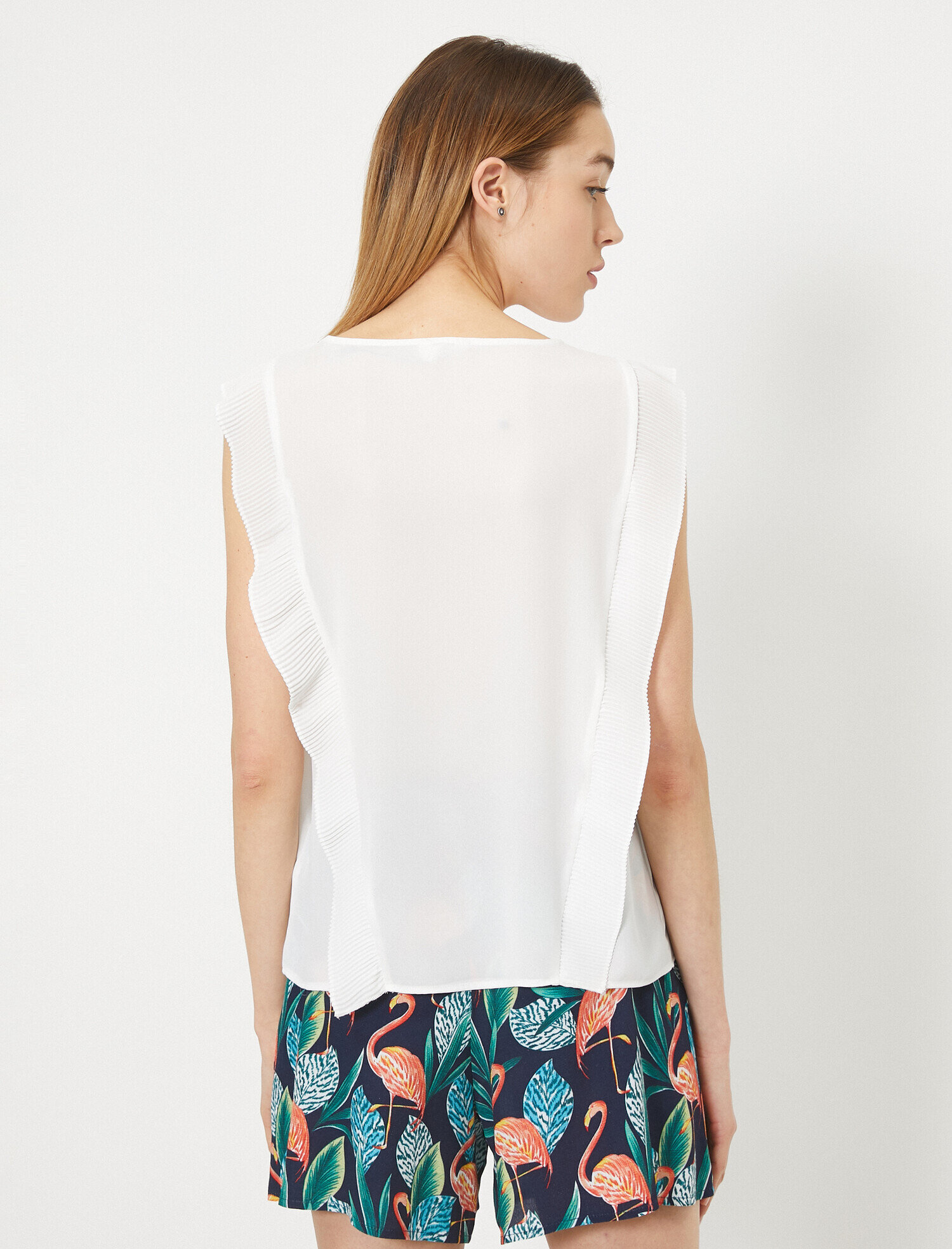   Kısa Kollu Volanlı Bluz