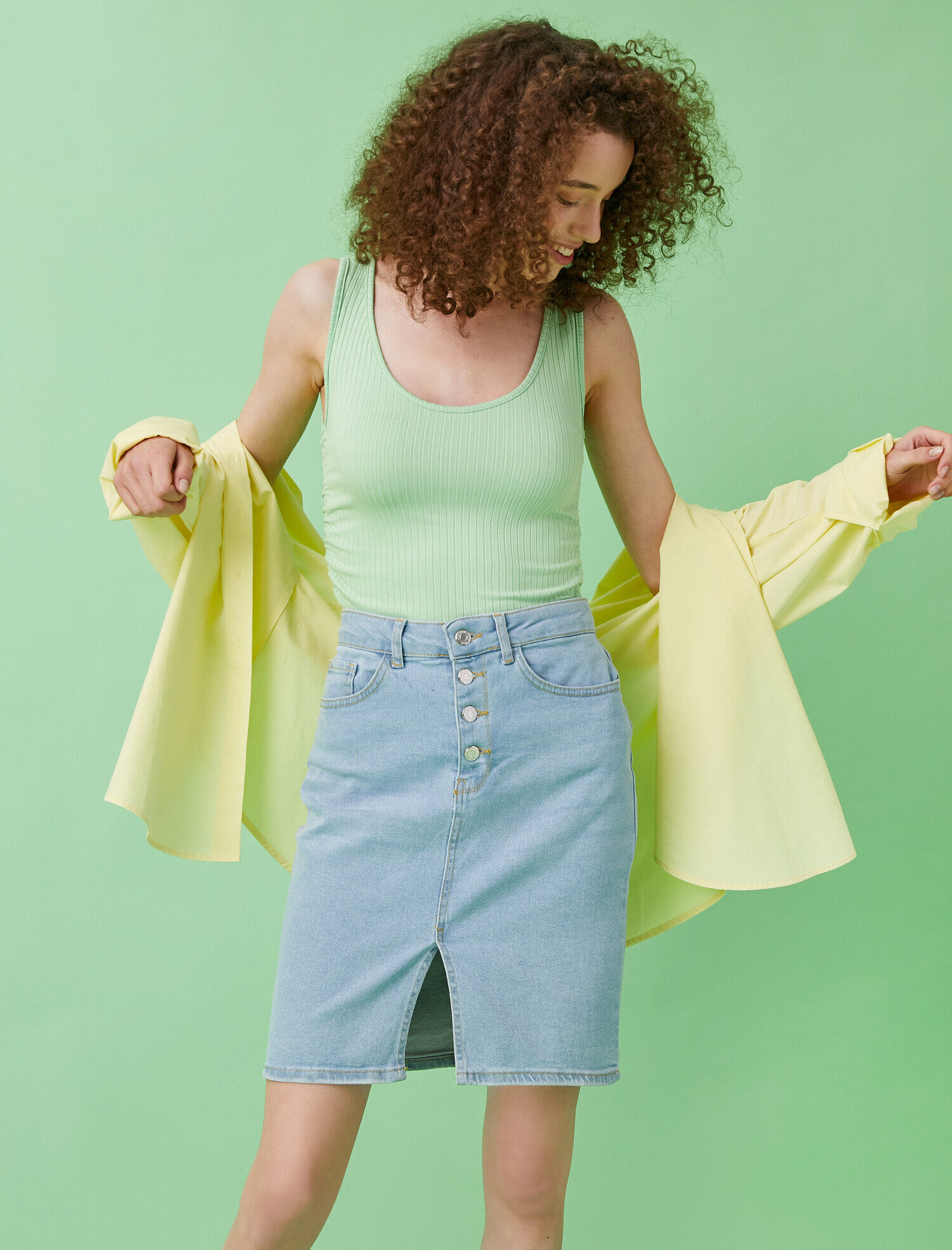   Yırtmaç Detaylı Jean Etek