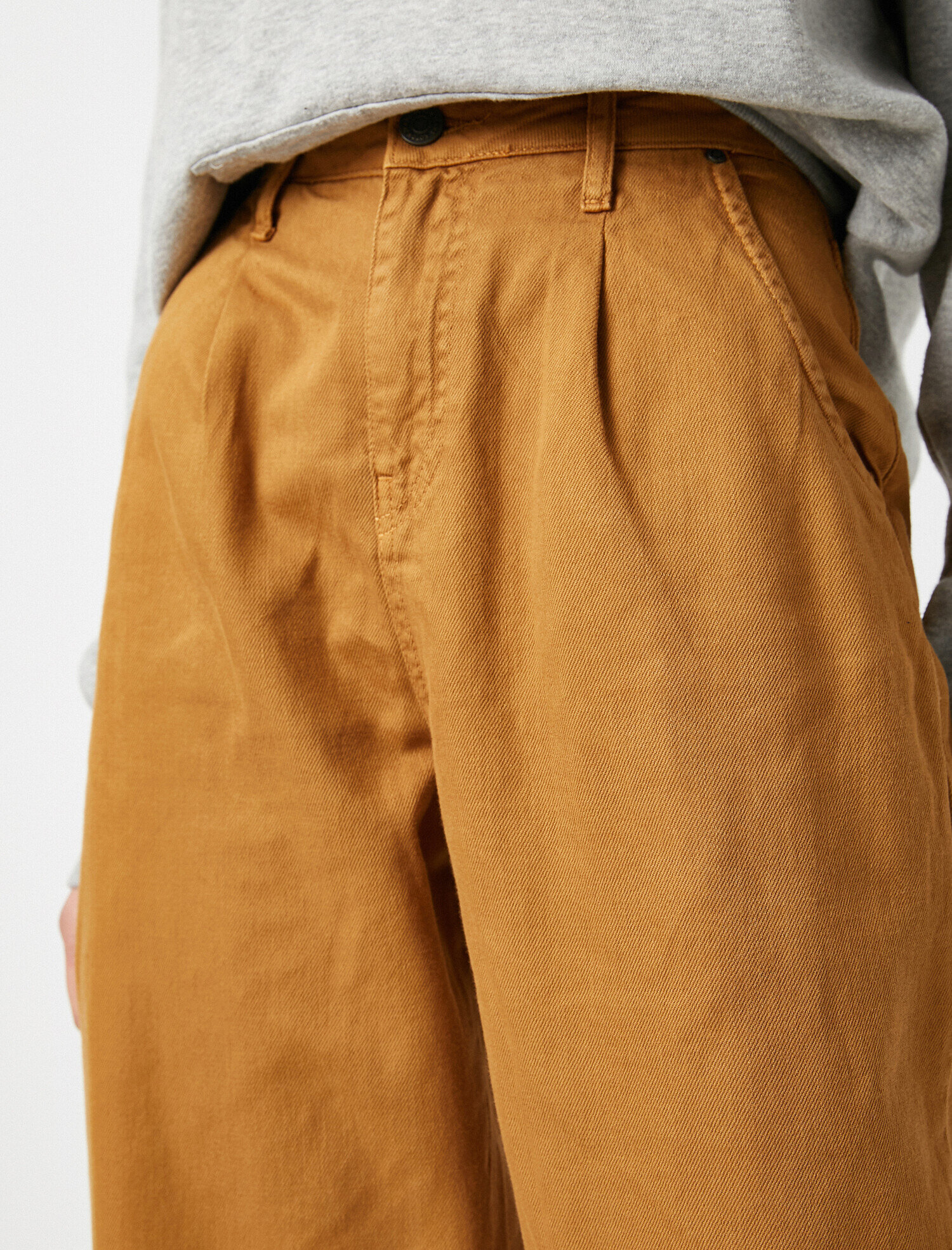   Yüksek Bel Pileli Pantolon