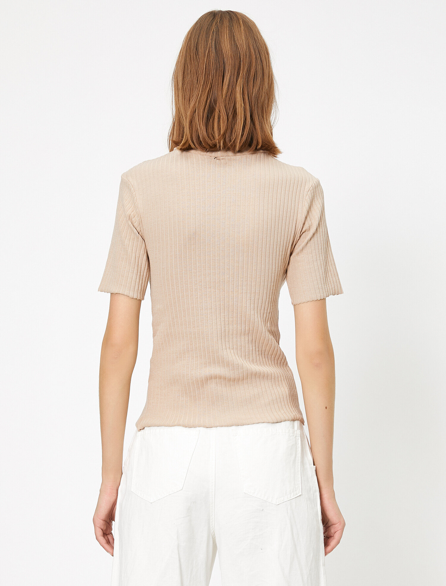   Düğme Detaylı Kısa Kollu Tişört