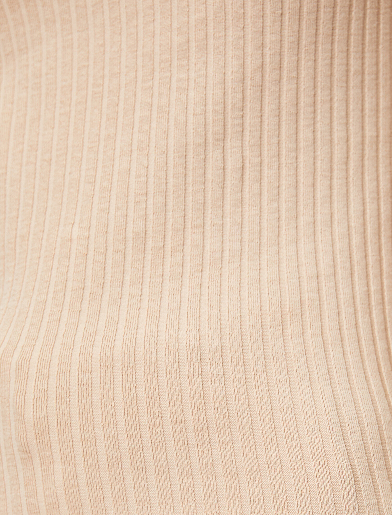   Düğme Detaylı Kısa Kollu Tişört