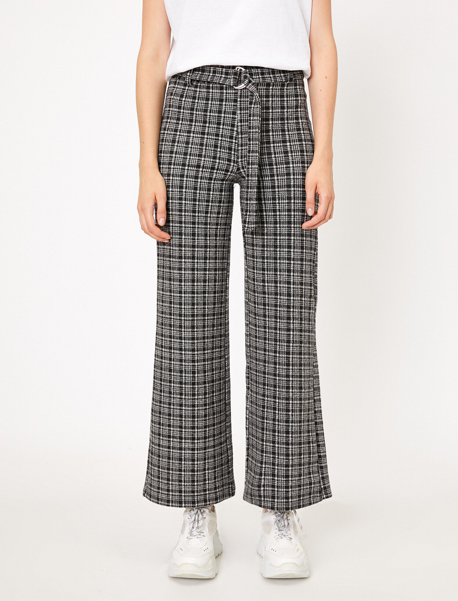   Kemer Detaylı Pantolon