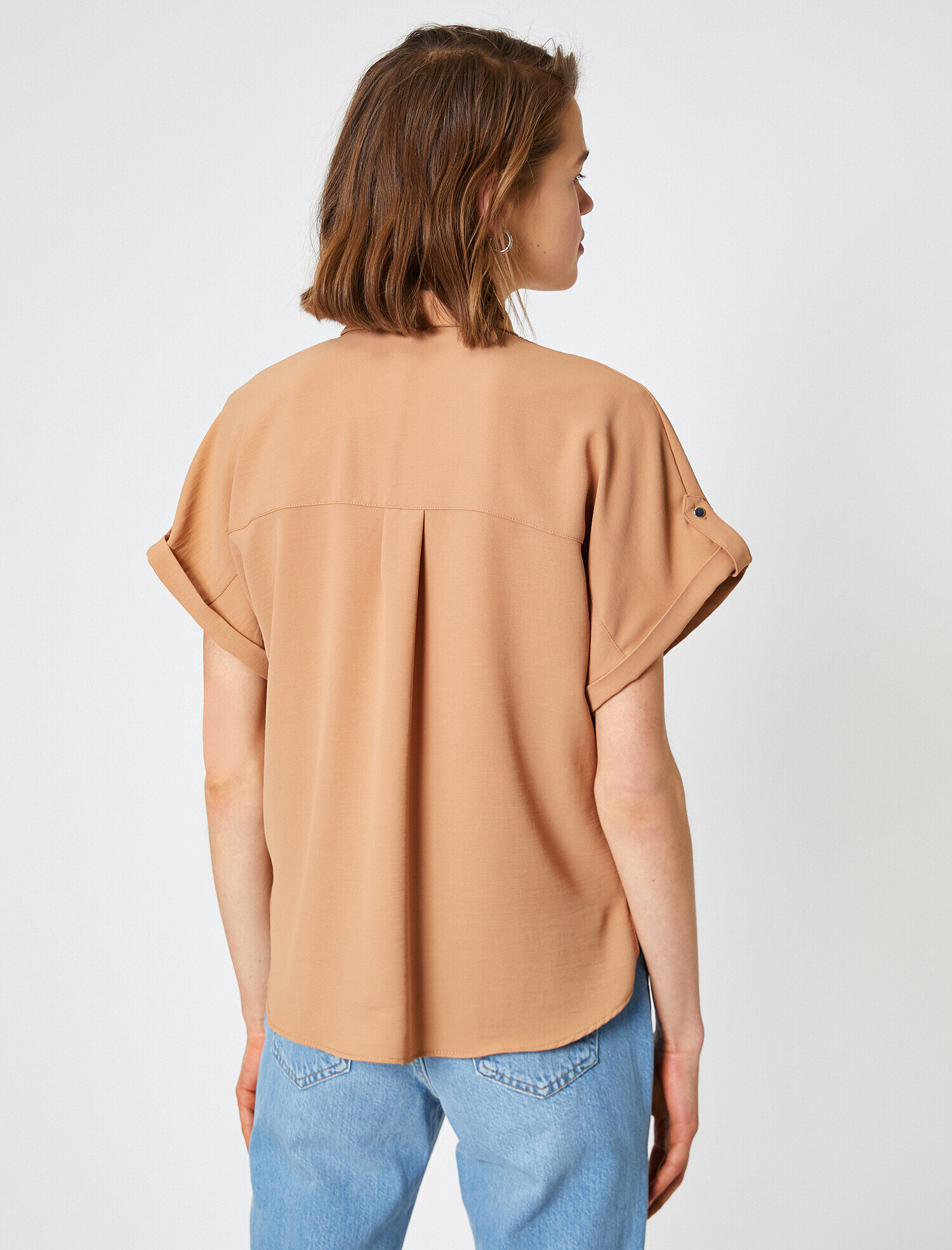   Cep Detaylı Gömlek