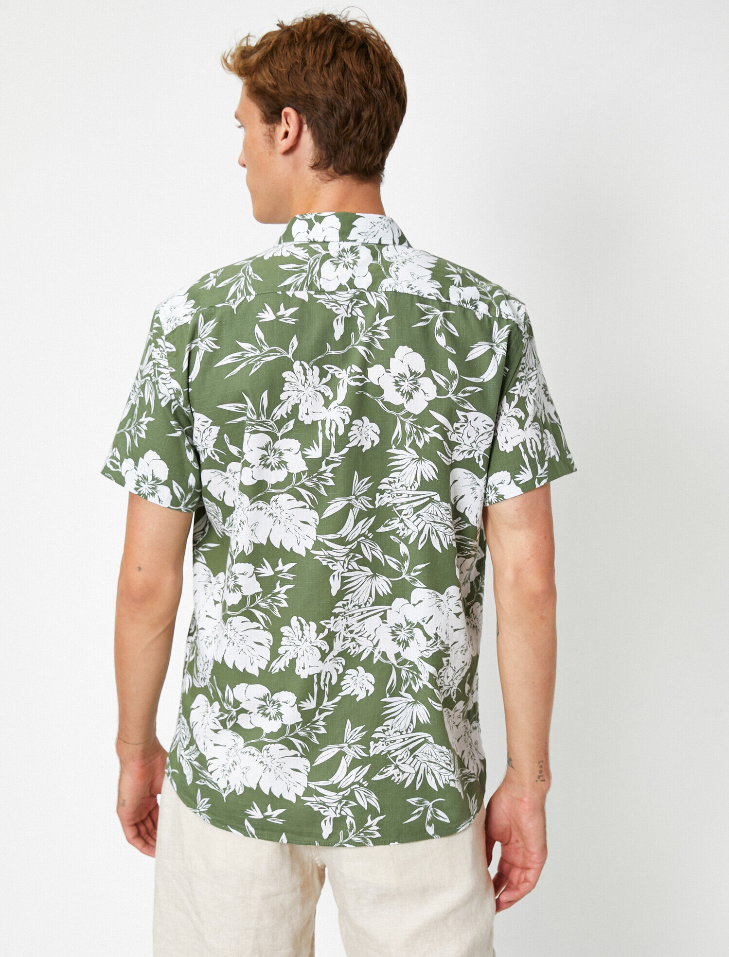   100% Pamuk Kısa Kollu Floral Desenli Gömlek