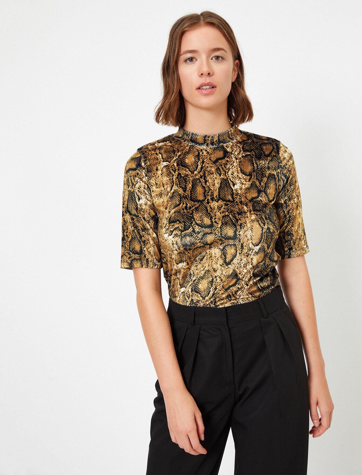   Yılan Desenli Kısa Kollu T-Shirt