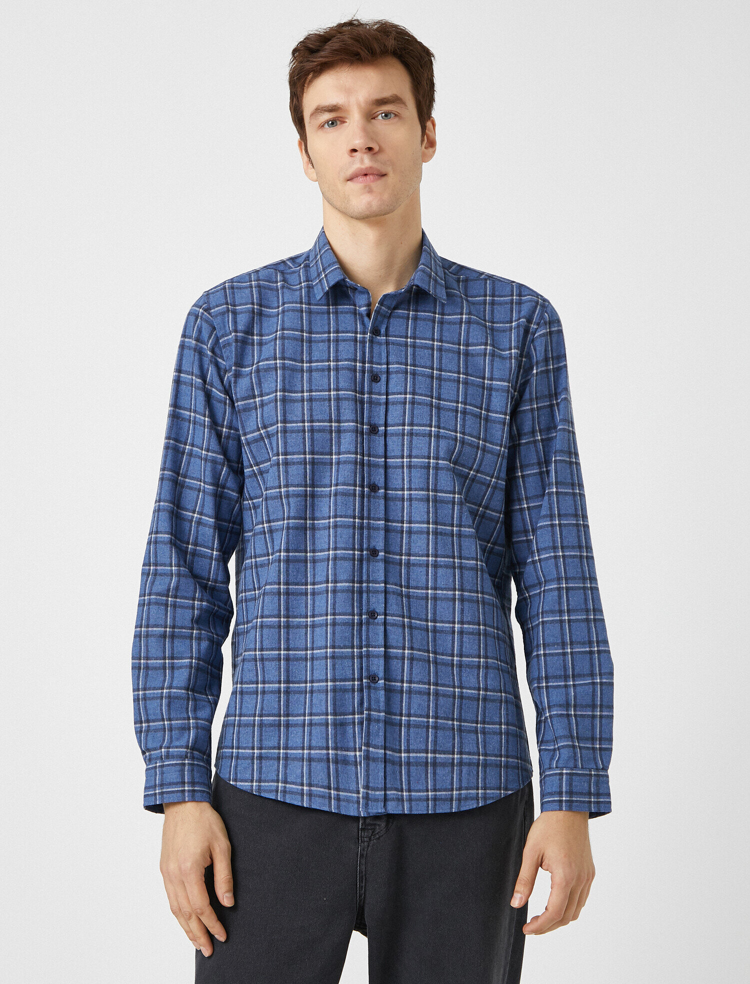   Kareli Klasik Yaka Uzun Kollu Gömlek