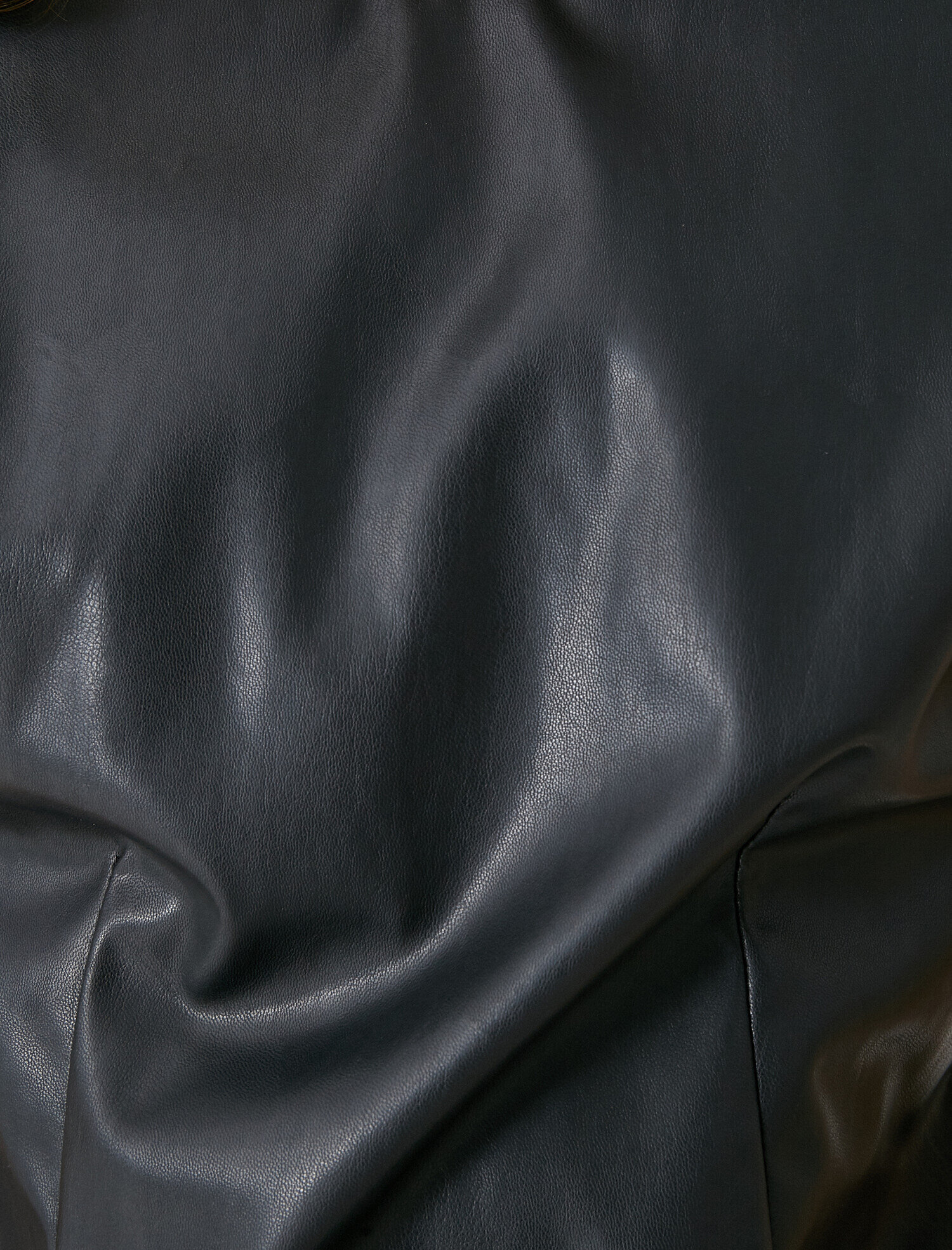 Vatkalı Suni Deri Bluz