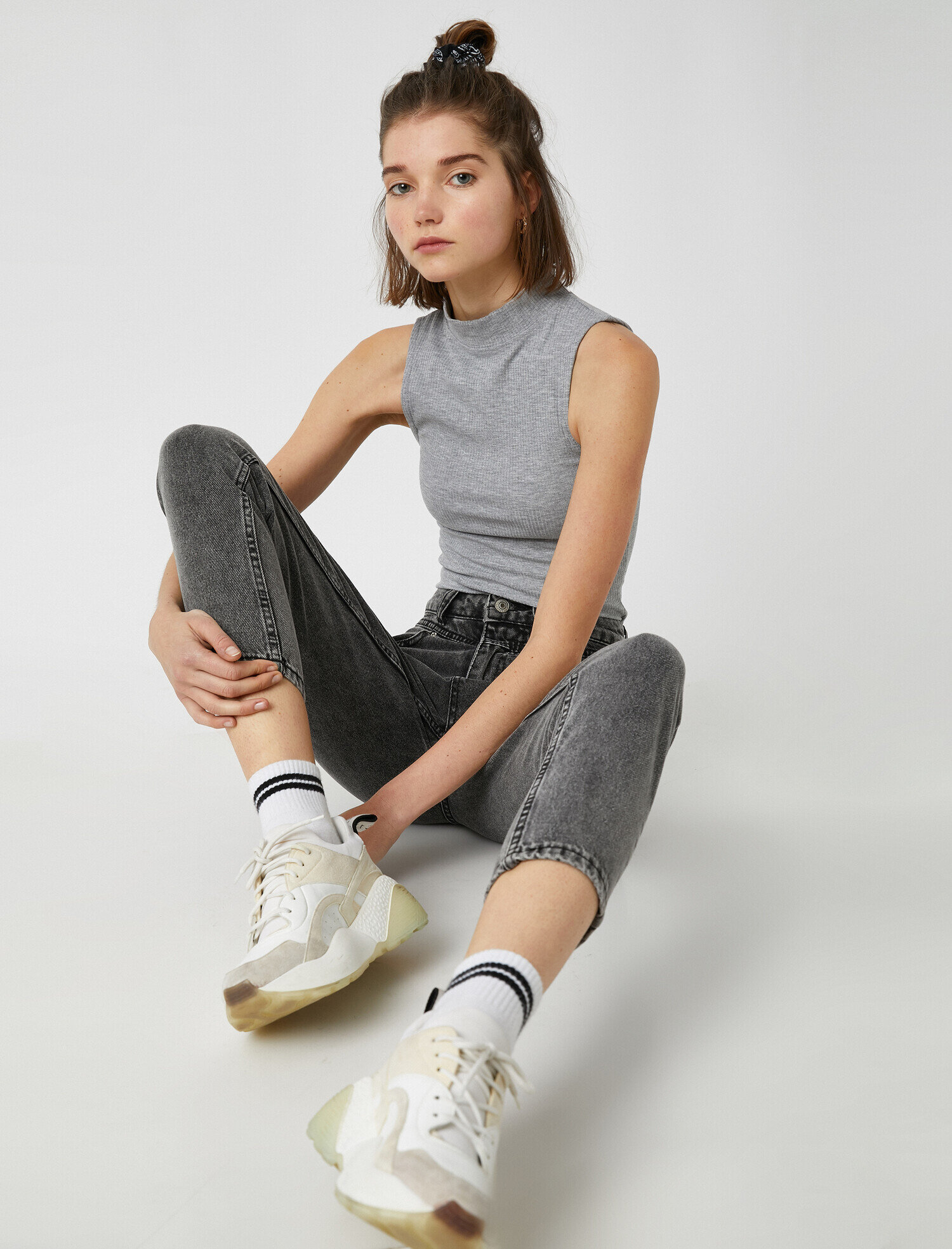   Balıkçı Yaka Kolsuz Tanktop