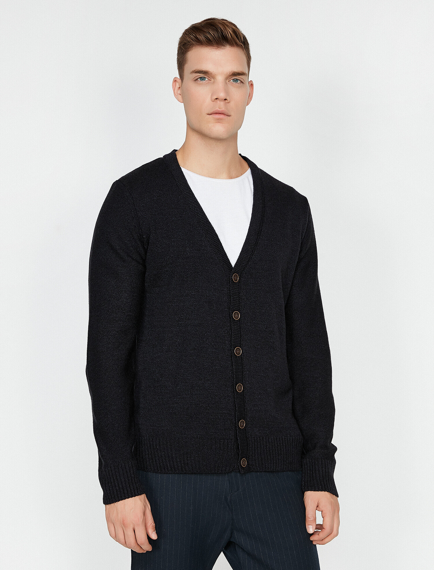   Düğme Detaylı Triko Hırka