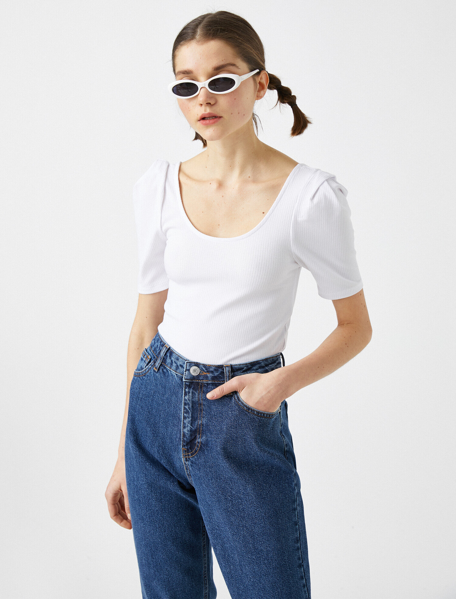   Kısa Kollu Tişört