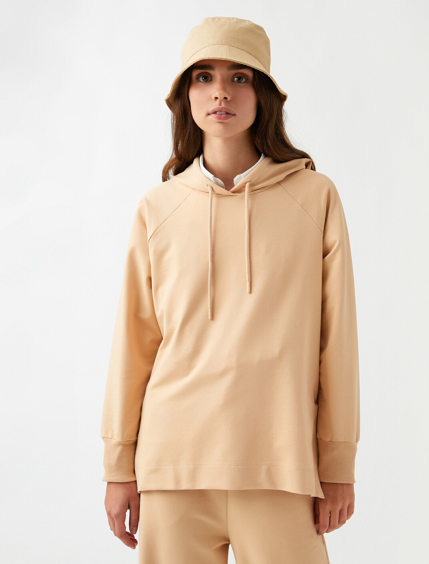   Kapüşonlu Sweatshirt