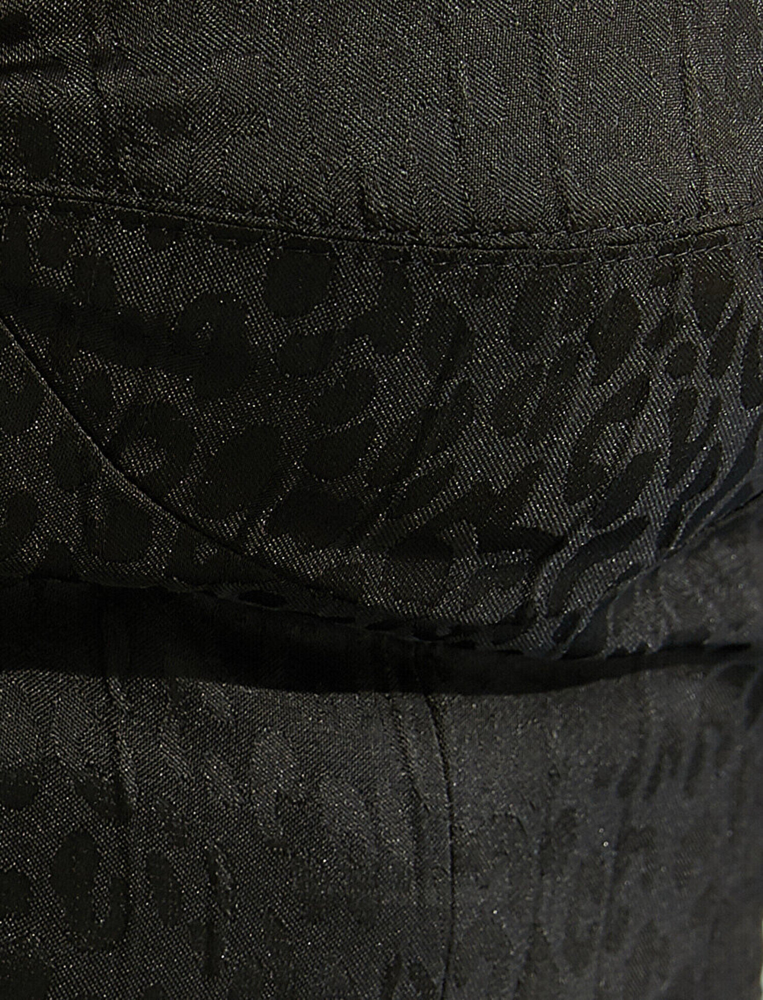   Derin V Yaka İnce Askılı Crop Top