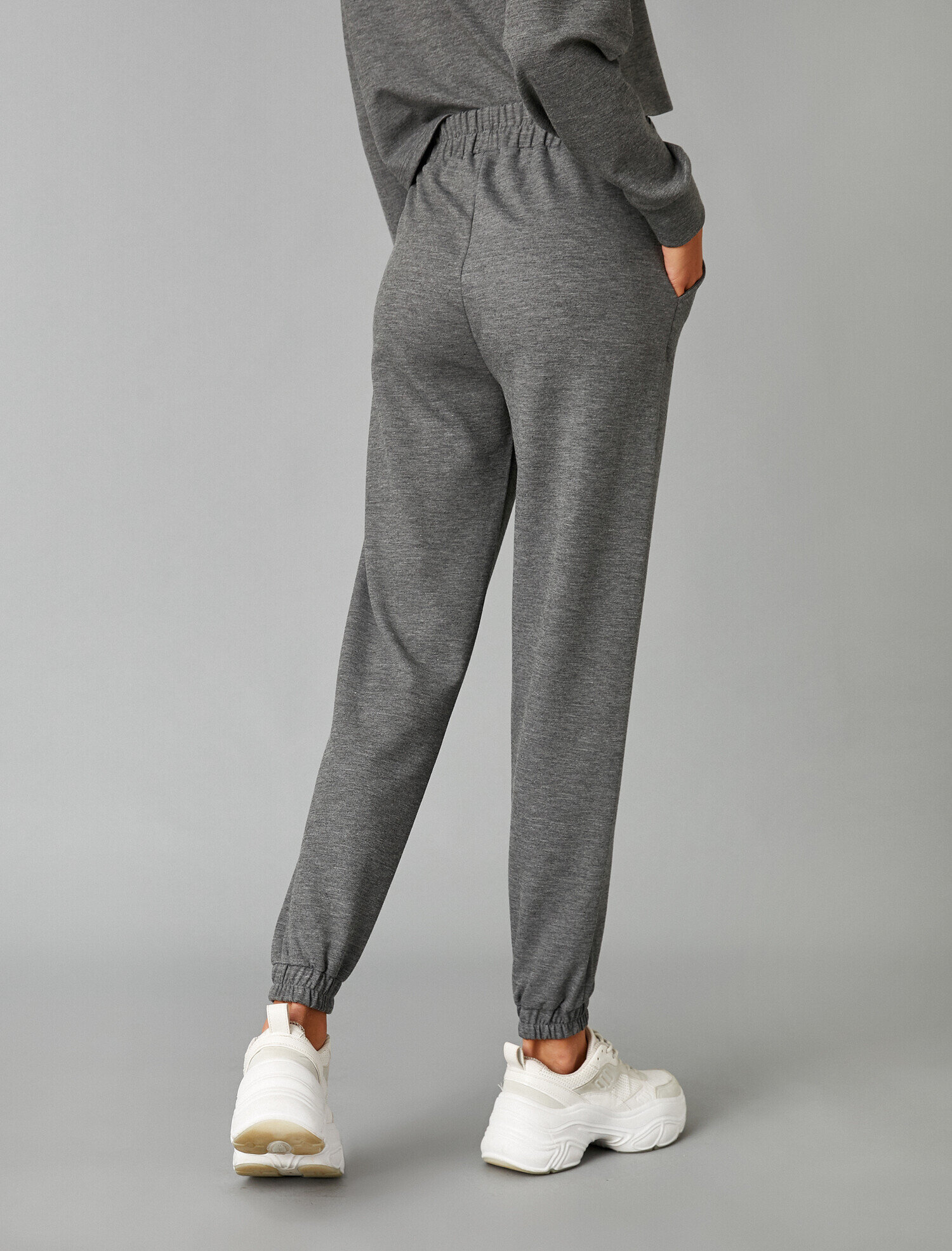   Beli Lastikli Eşofman Altı Jogger