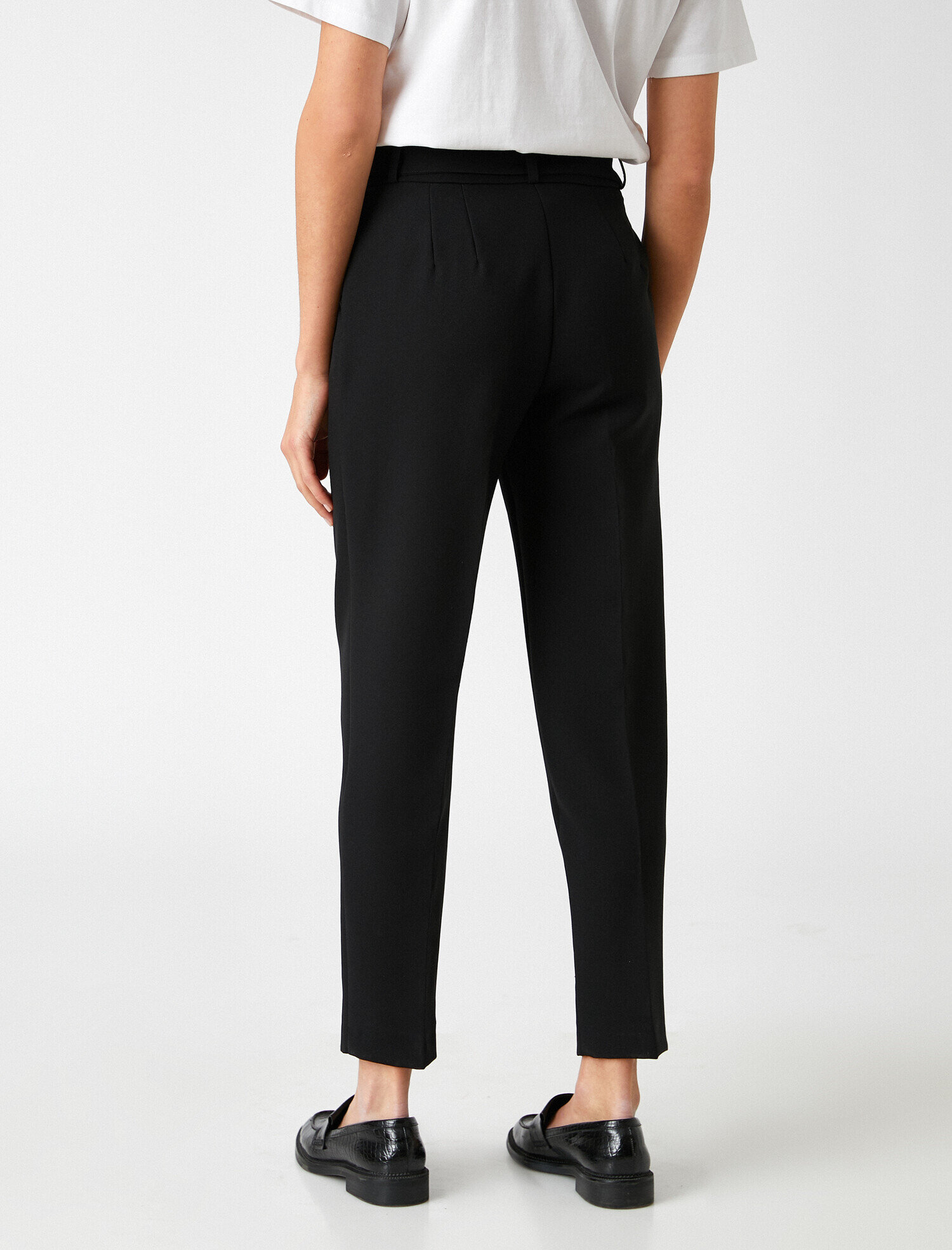   Cepli Kemerli Pantolon Önden Pileli