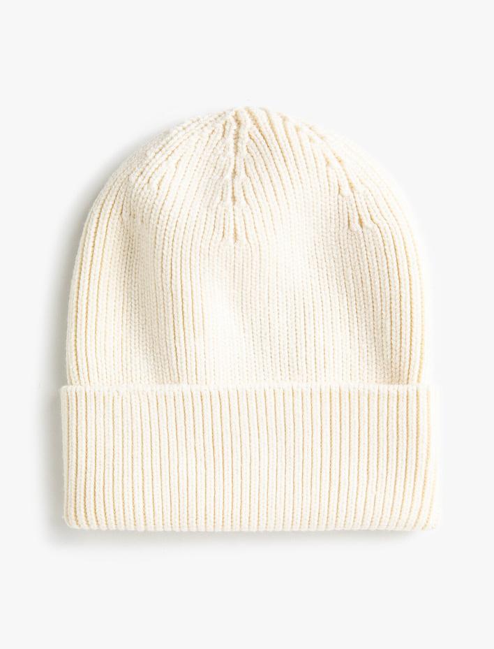 Kadın Örgü Ribanalı Bere