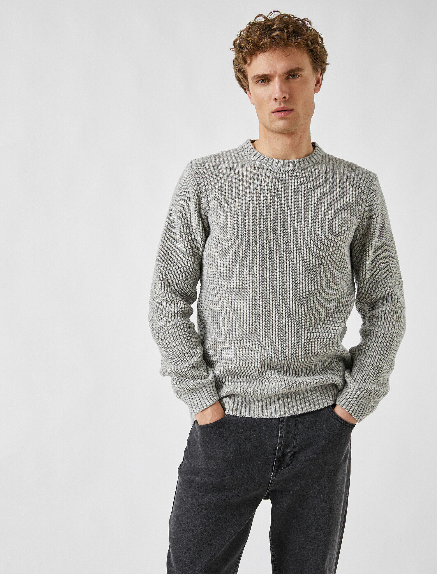   Basic Kazak Bisiklet Yaka