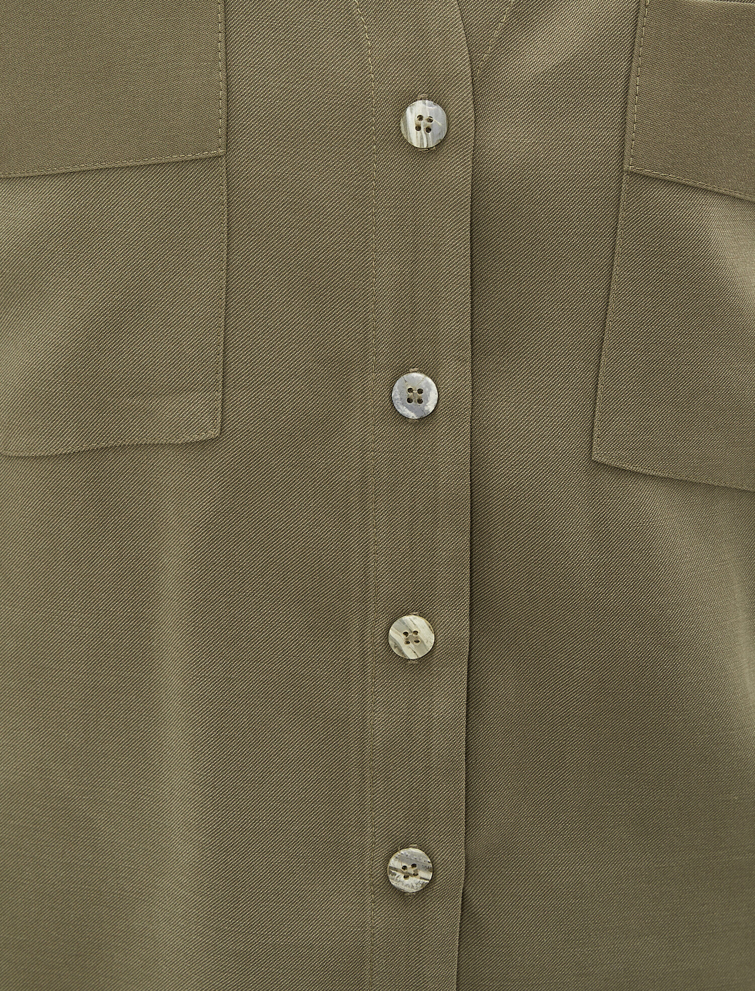   Kısa Kollu Cepli Gömlek