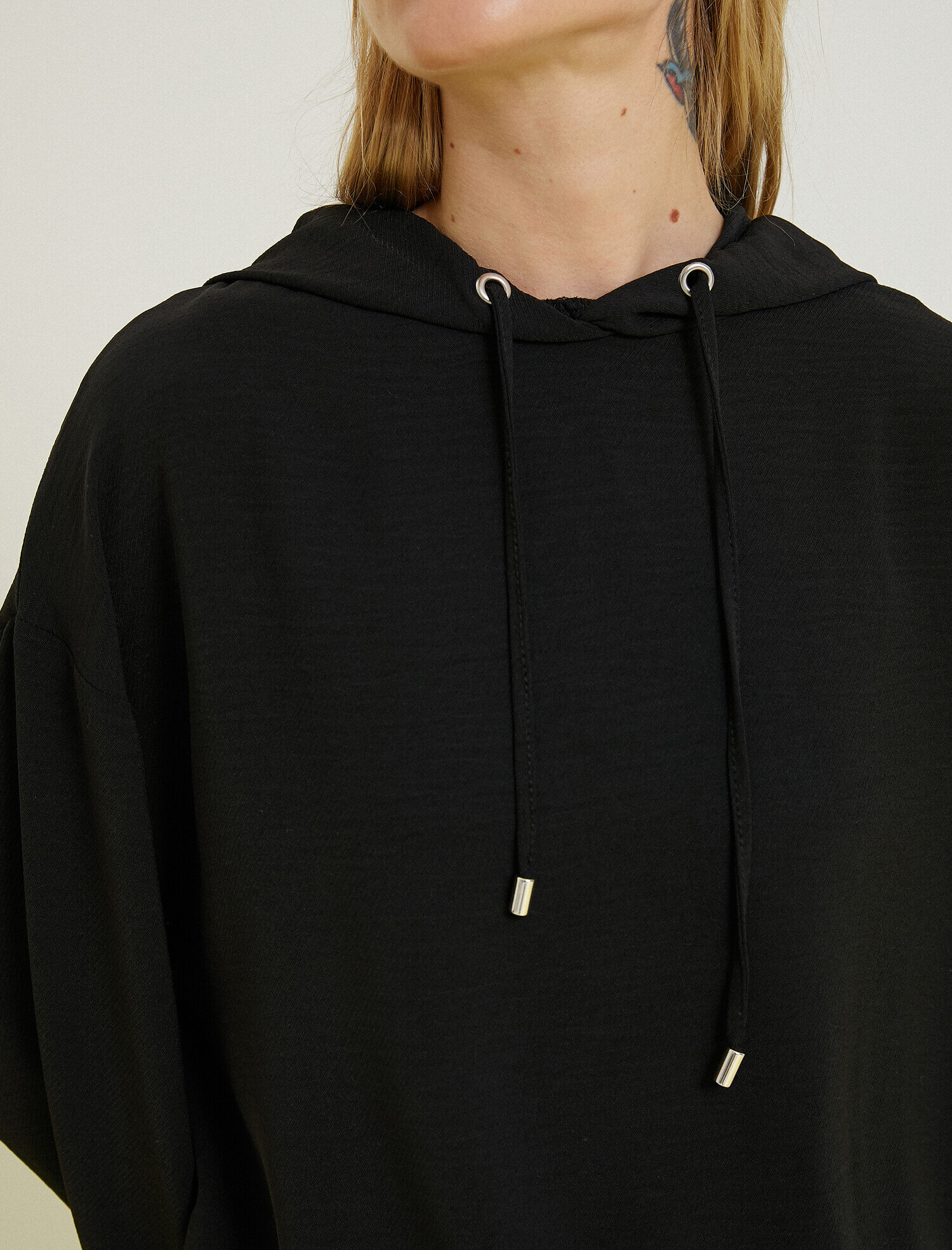   Kapüşonlu Sweatshirt