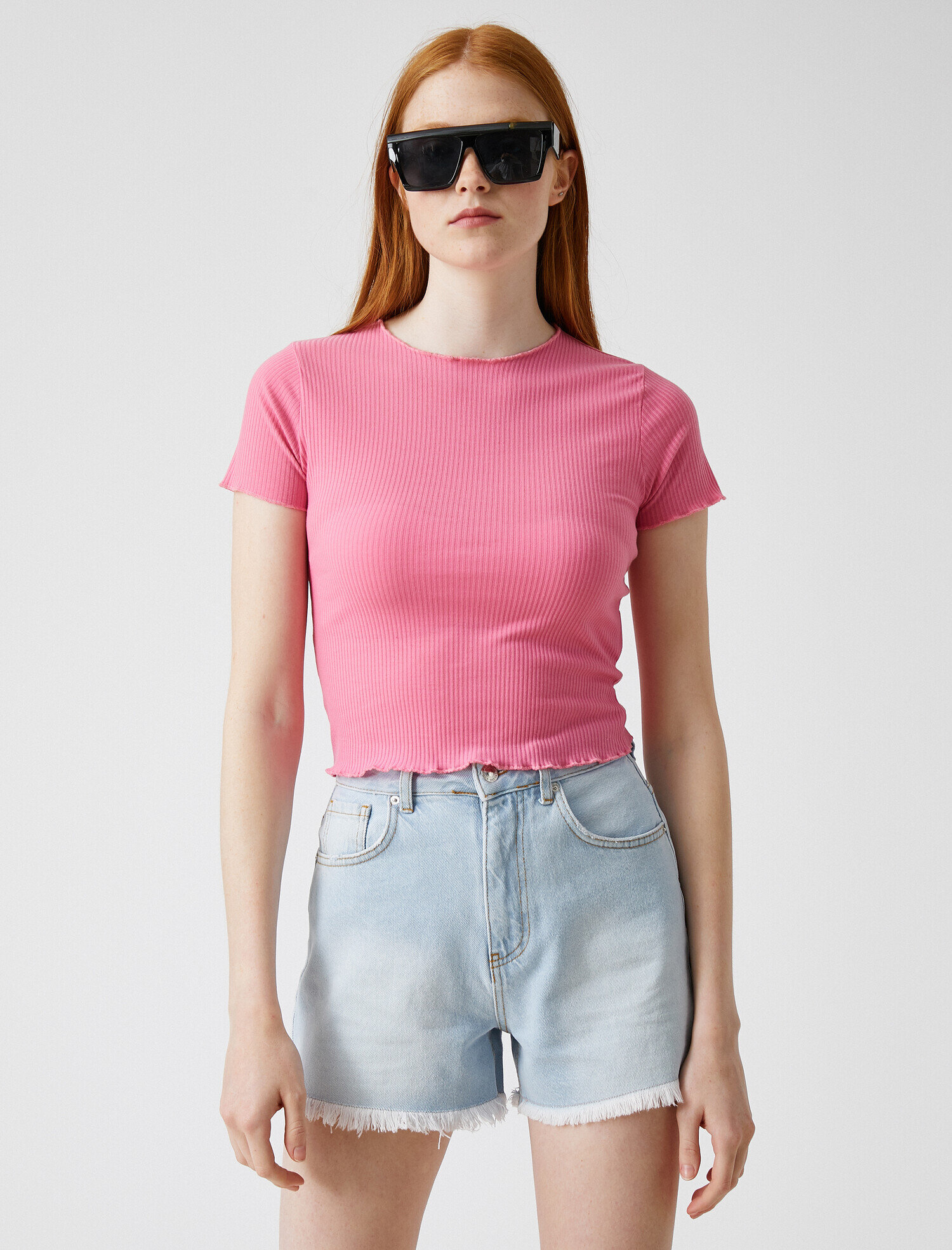   Bisiklet Yaka Tişört Fırfır Detaylı Fitilli