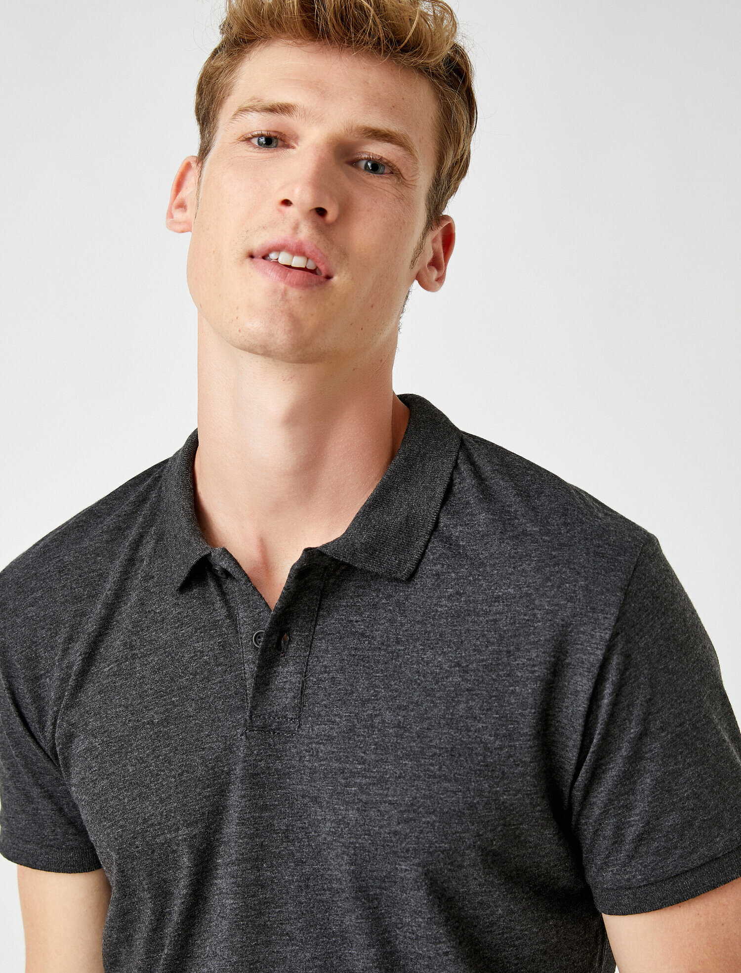   Polo Yaka Tişört Kısa Kollu Düğmeli