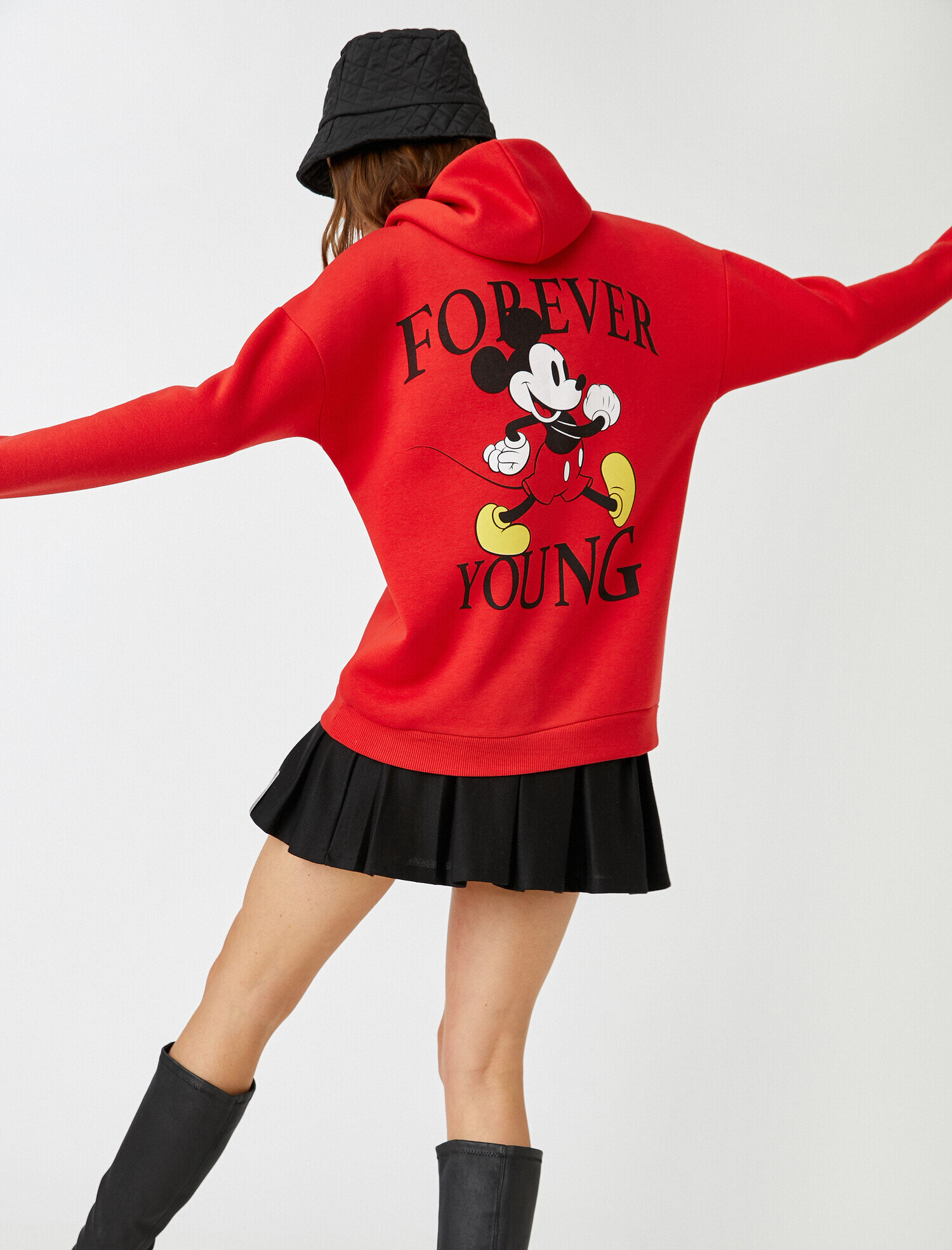 Koton Disney Lisanslı Kapüşonlu Baskılı Sweatshirt. 1 Koton Disney Lisanslı Kapüşonlu Baskılı Sweatshirt. 1
