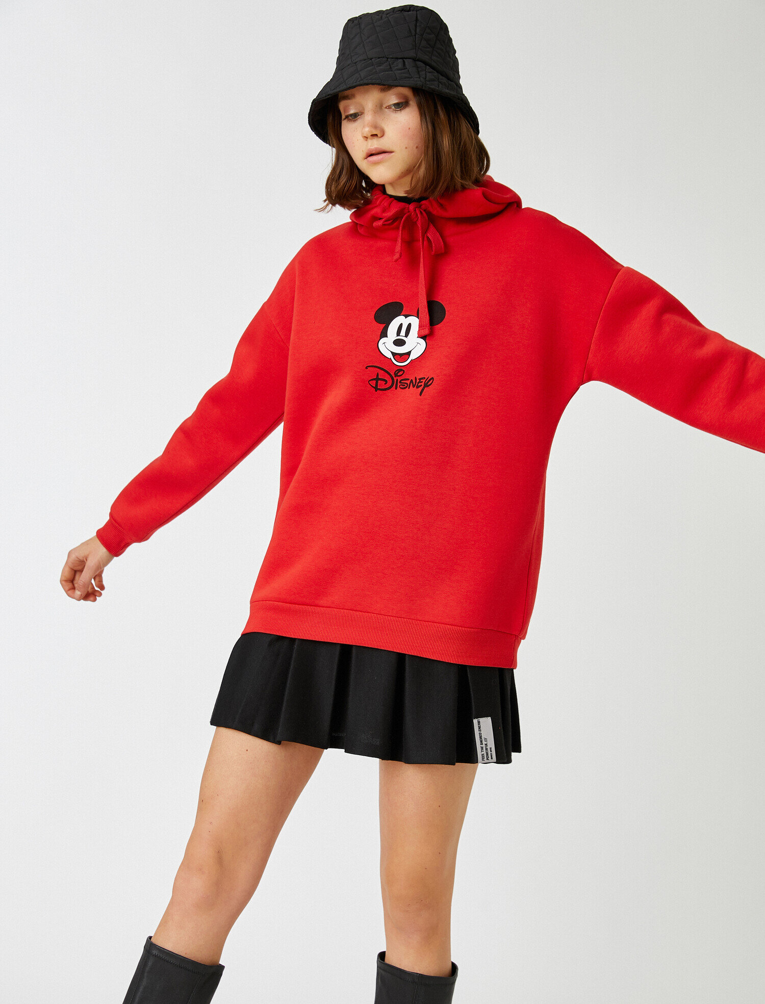 Koton Disney Lisanslı Kapüşonlu Baskılı Sweatshirt. 2 Koton Disney Lisanslı Kapüşonlu Baskılı Sweatshirt. 2