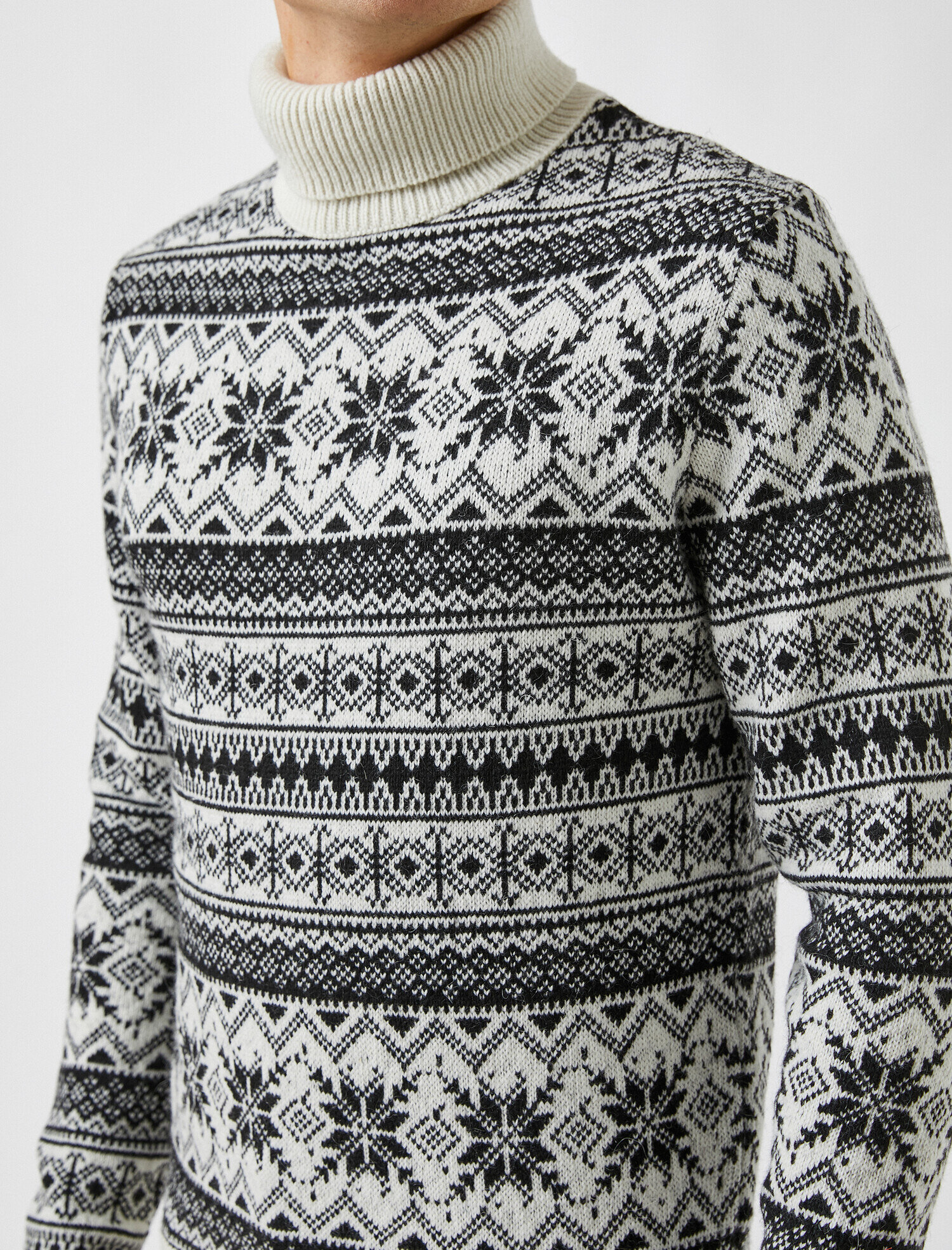 Boğazlı Jakarlı Kazak