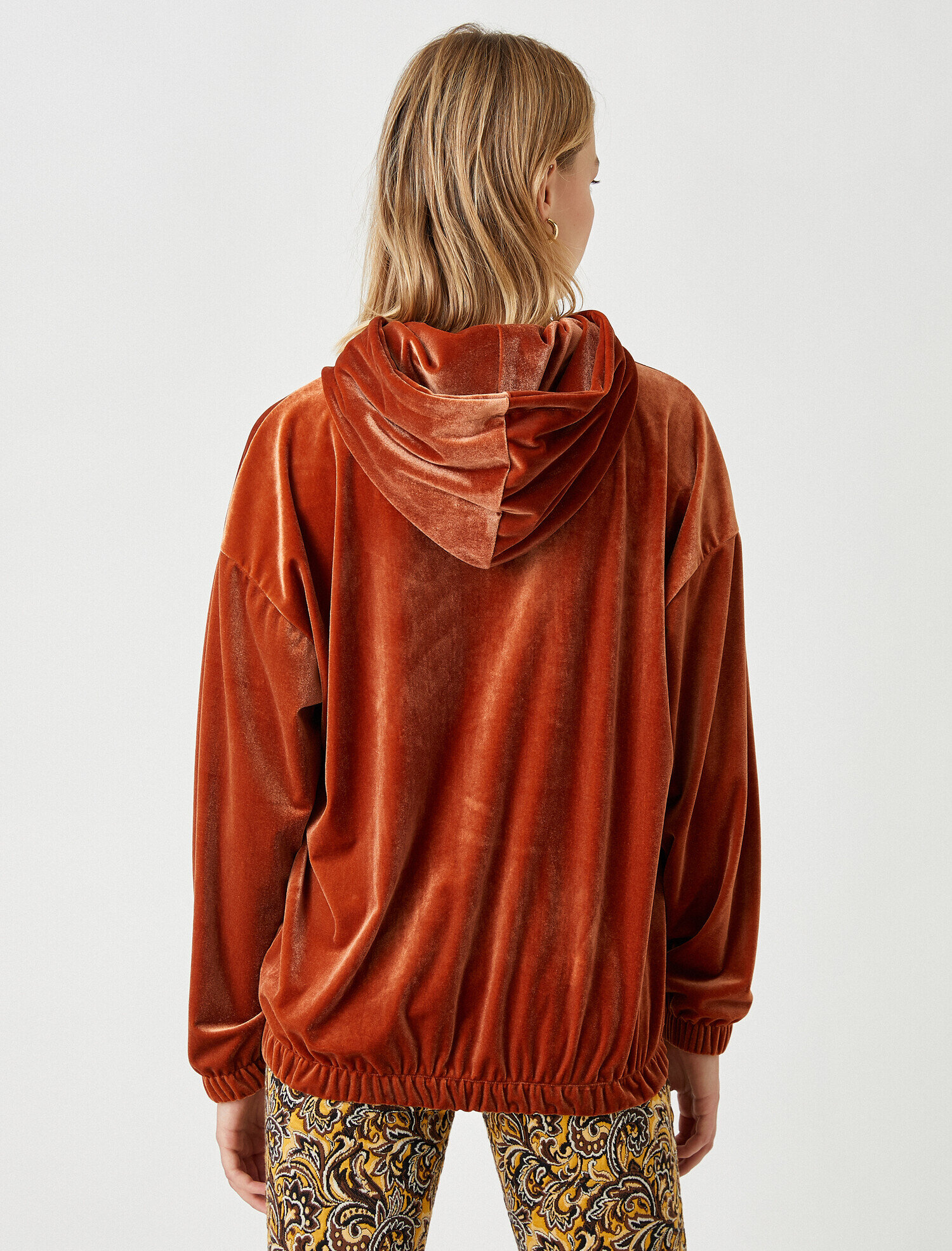   Kadife Kanguru Cepli Kapüşonlu Sweatshirt