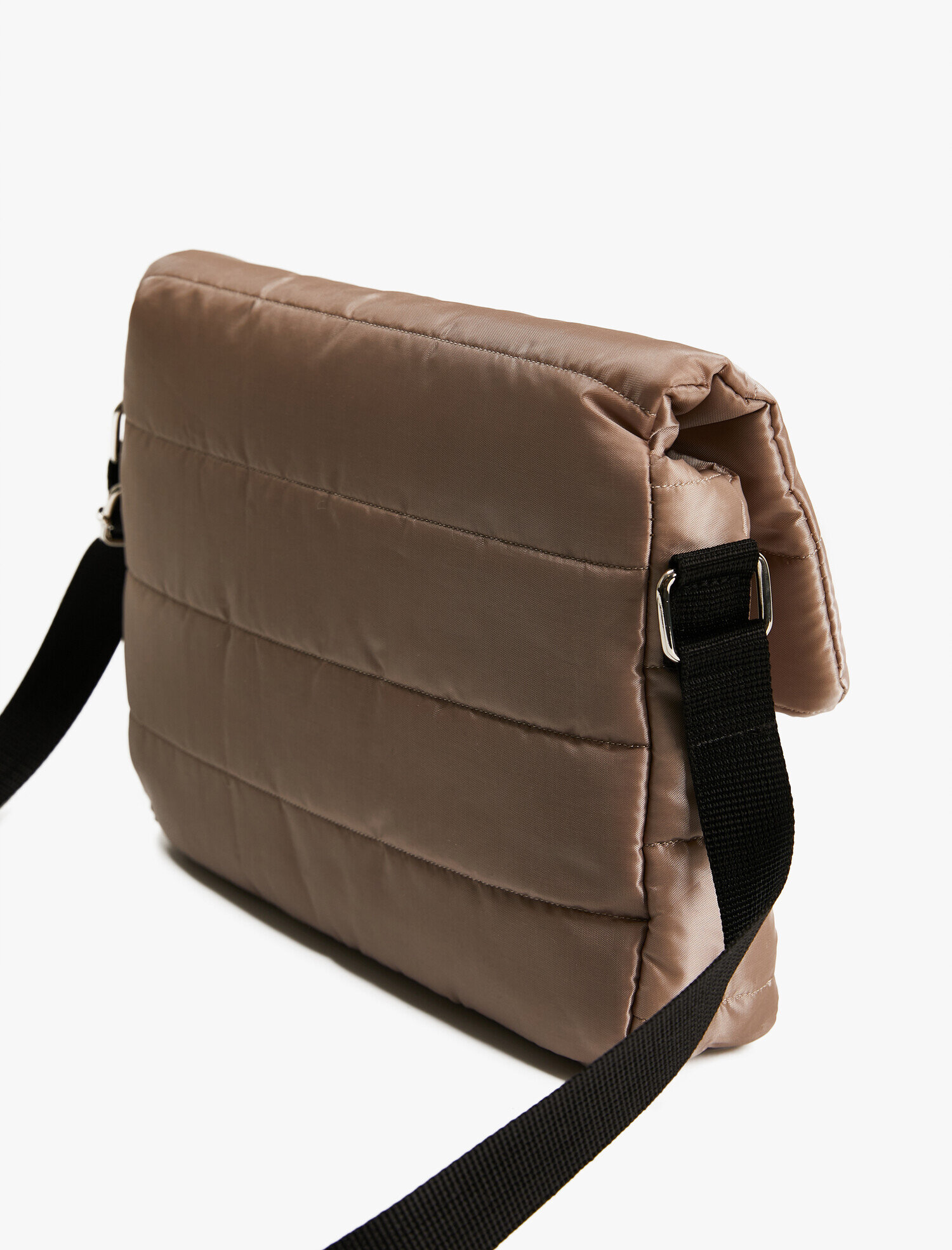  Kadın Şişme Omuz Çantası