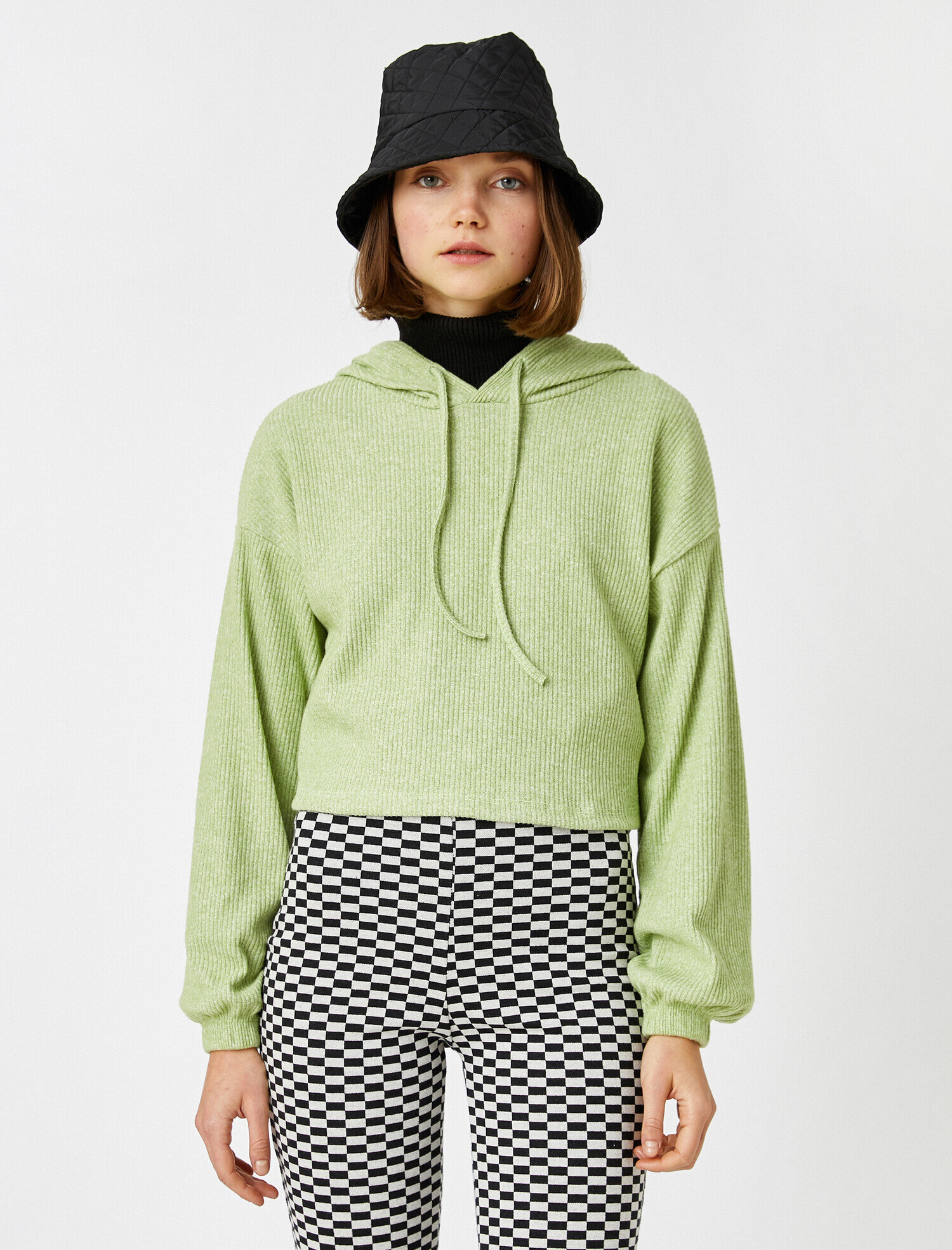   Kapüşonlu Uzun Kollu Kazak