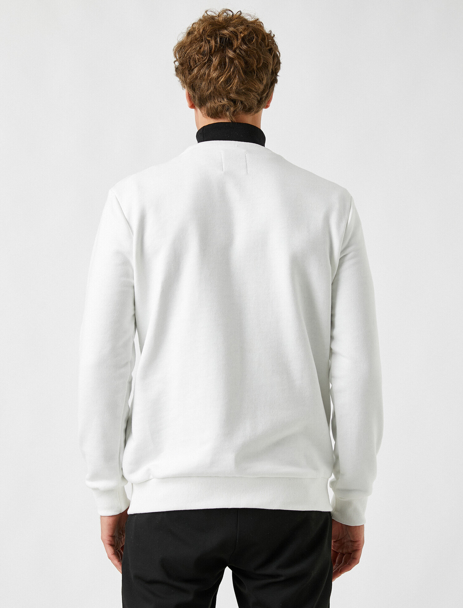   Kabartma Baskılı Sweatshirt