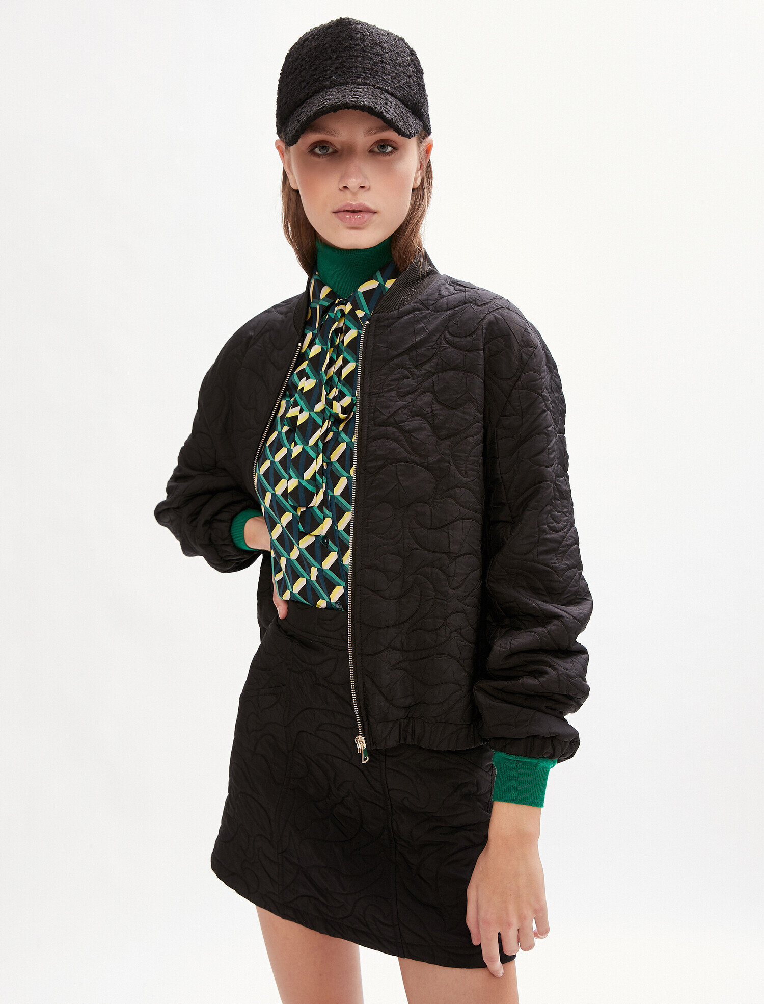   Fermuarlı Bomber Ceket