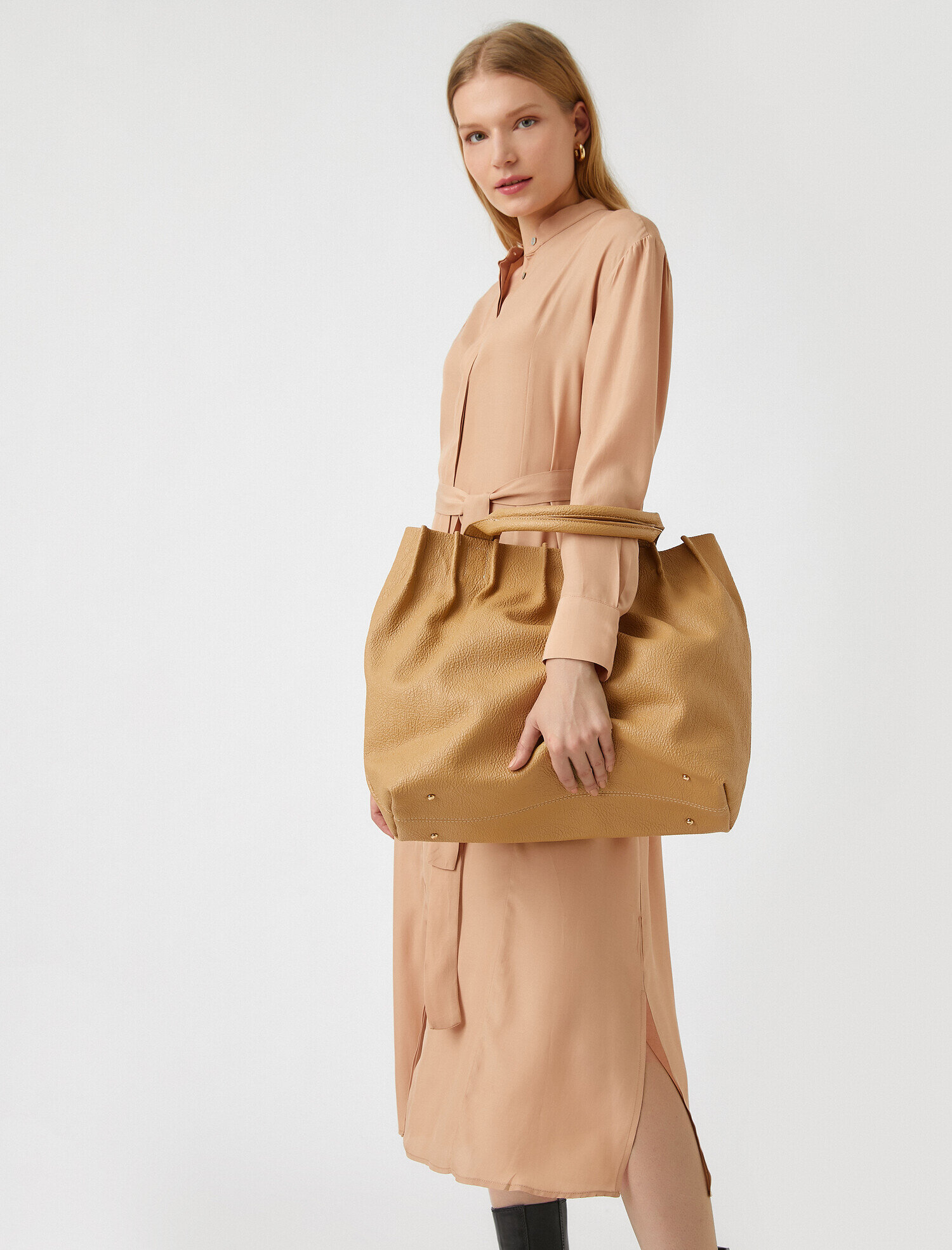  Kadın Omuz Çantası