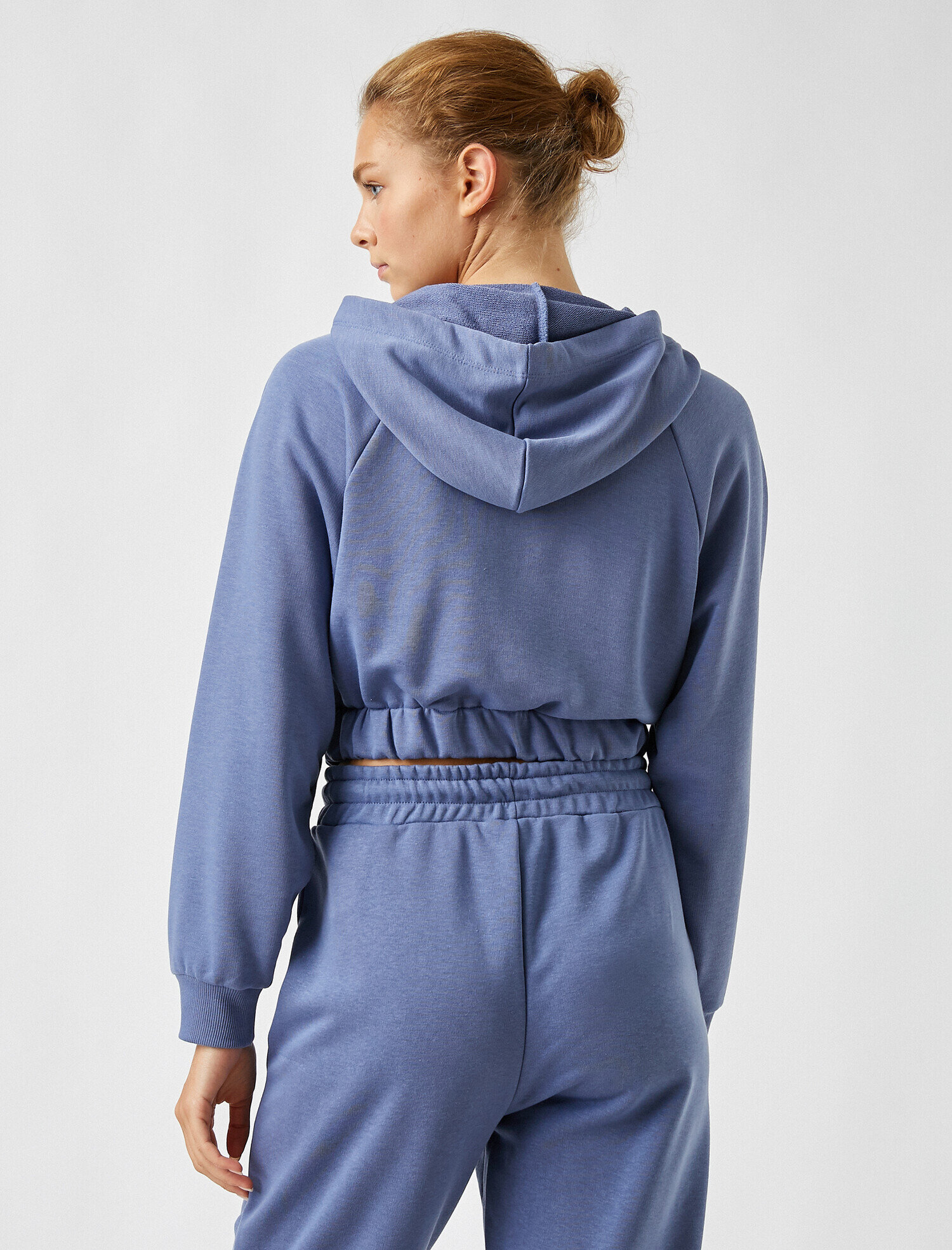   Uzun Kollu Kapüşonlu Yazı Baskılı Sweatshirt