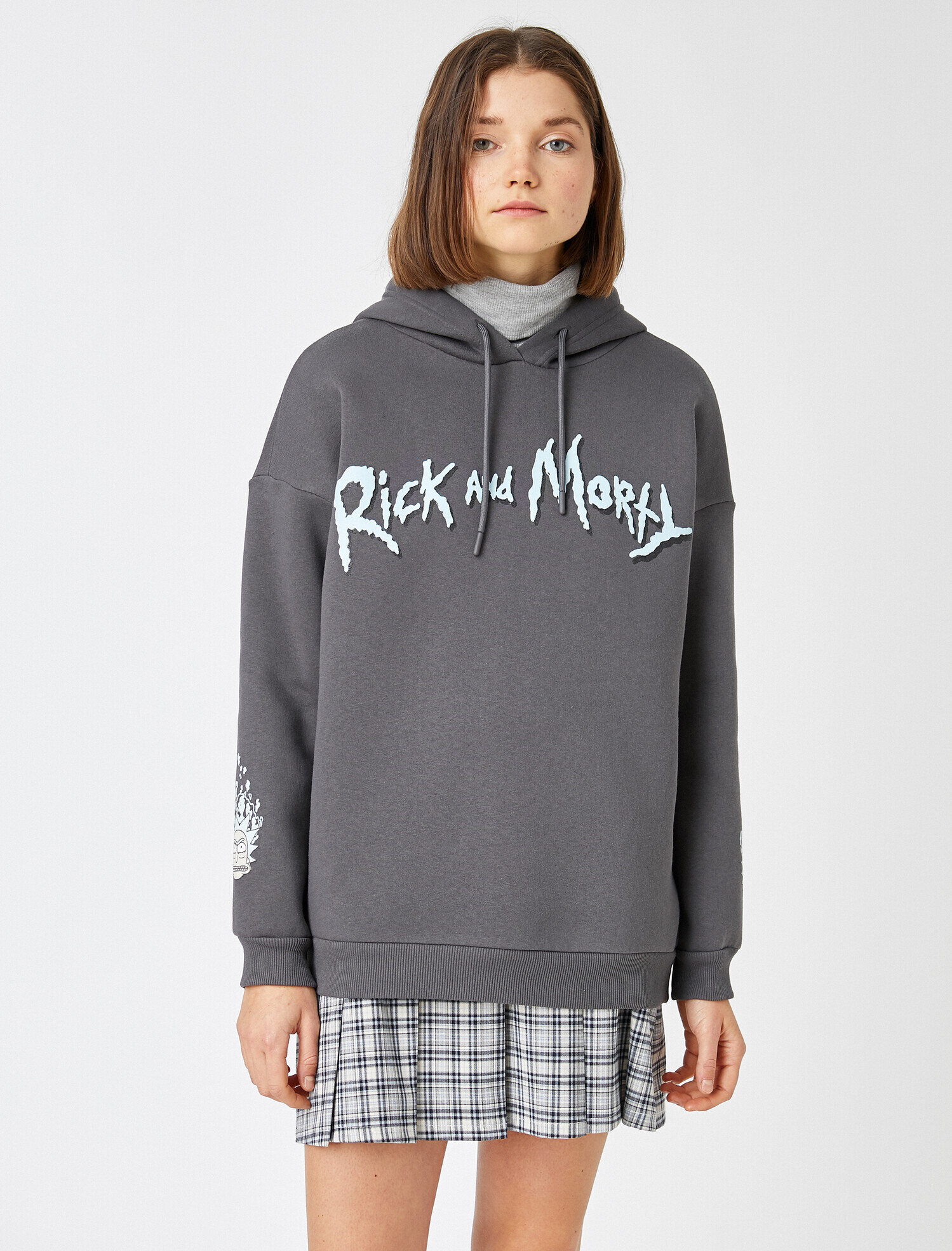   Oversize Rick and Morty Lisanslı Kapüşonlu Baskılı Sweatshirt