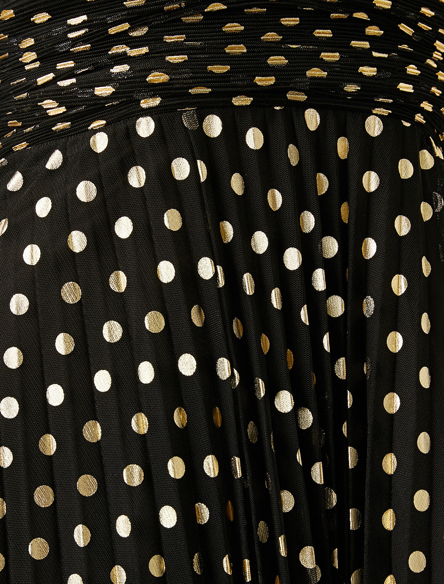   Puantiyeli Şifon Uzun Abiye Elbise